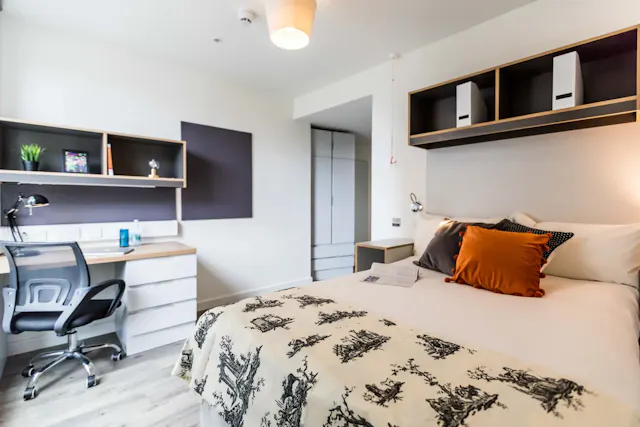 Platinum En Suite room image 1
