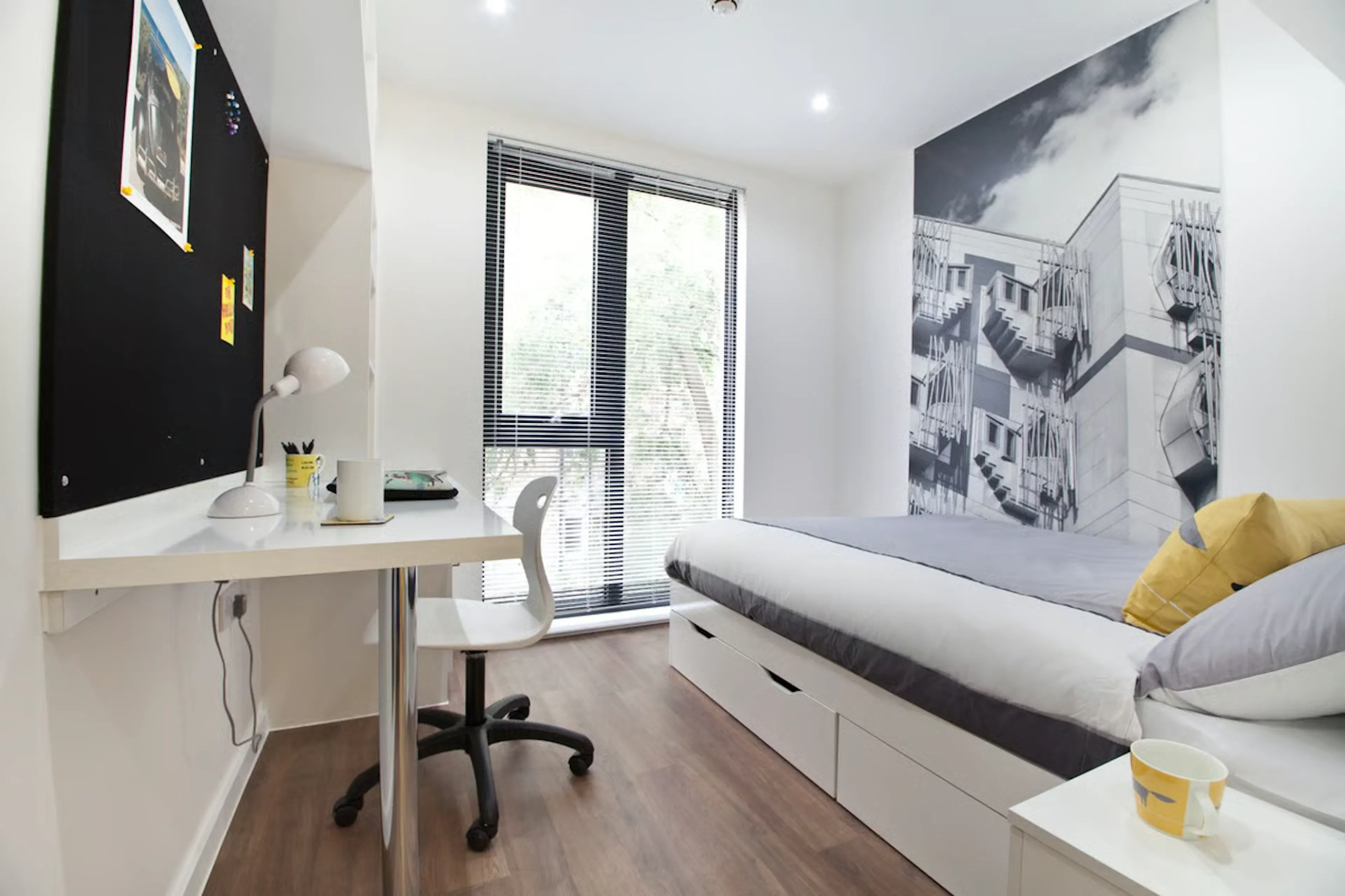 Premier 3 Bed ROOM 4