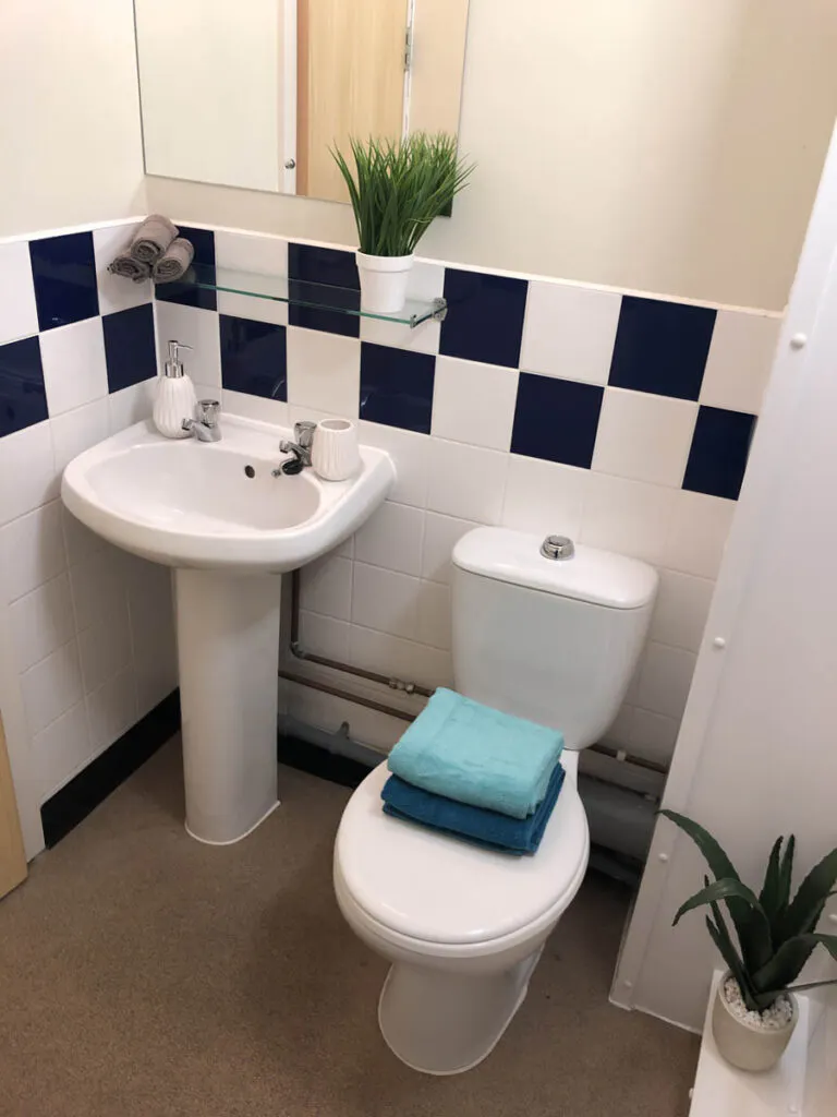 Premier Luxe En-Suite- UK Guarantor not required.