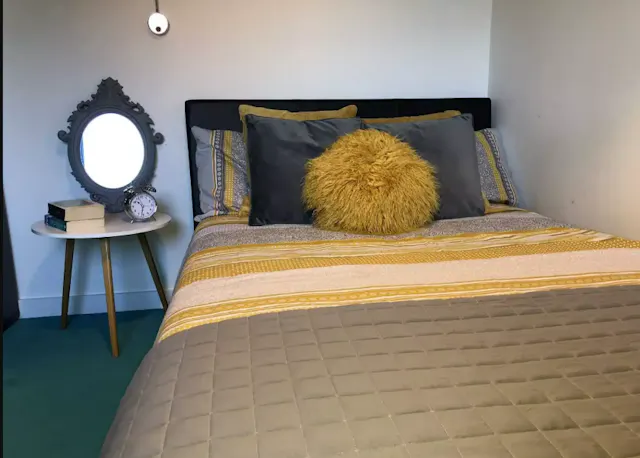 Premier Luxe Studio room image 2