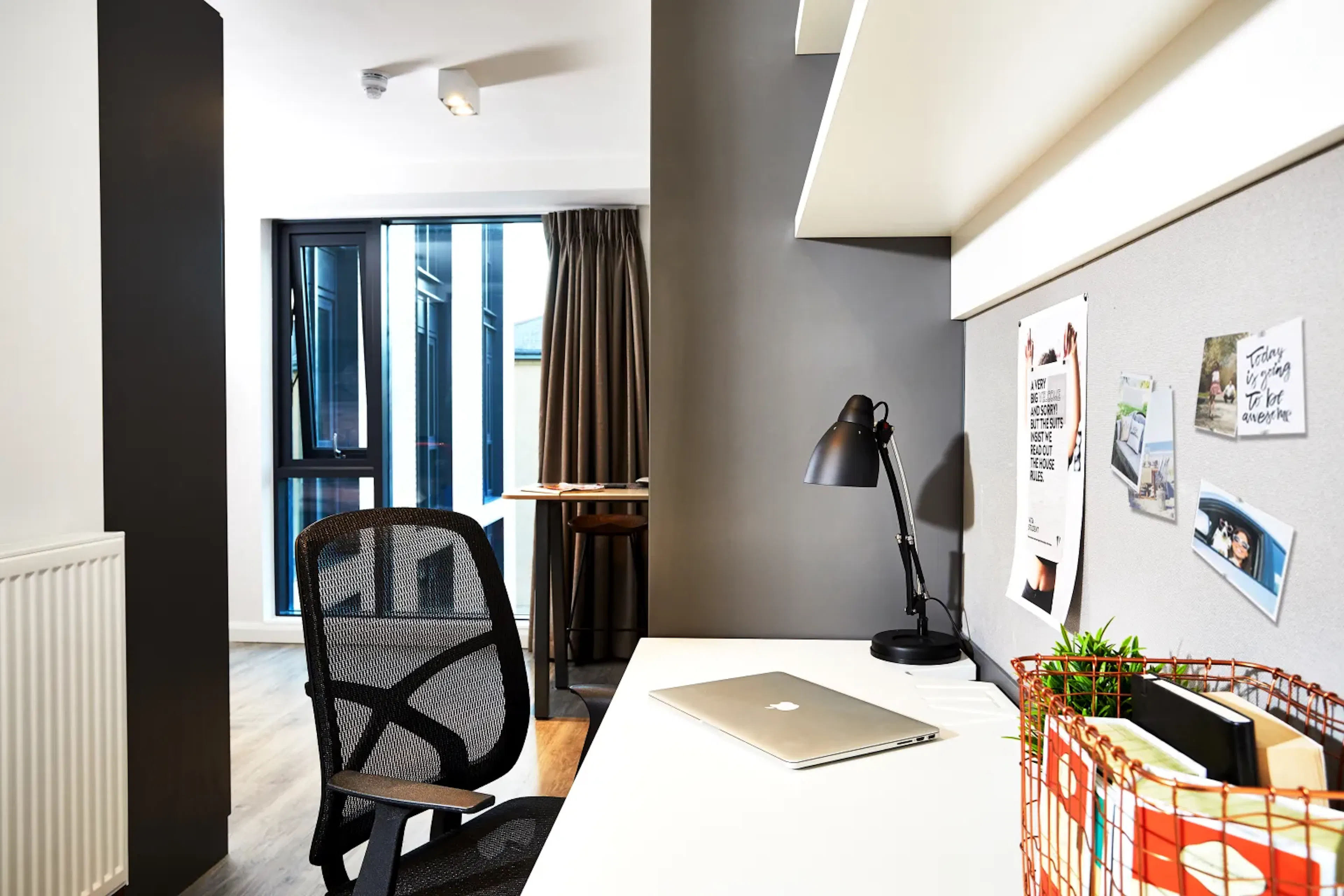 Premium ROOM 4
