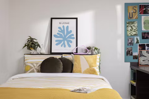 mill-point-manchester-ROOM