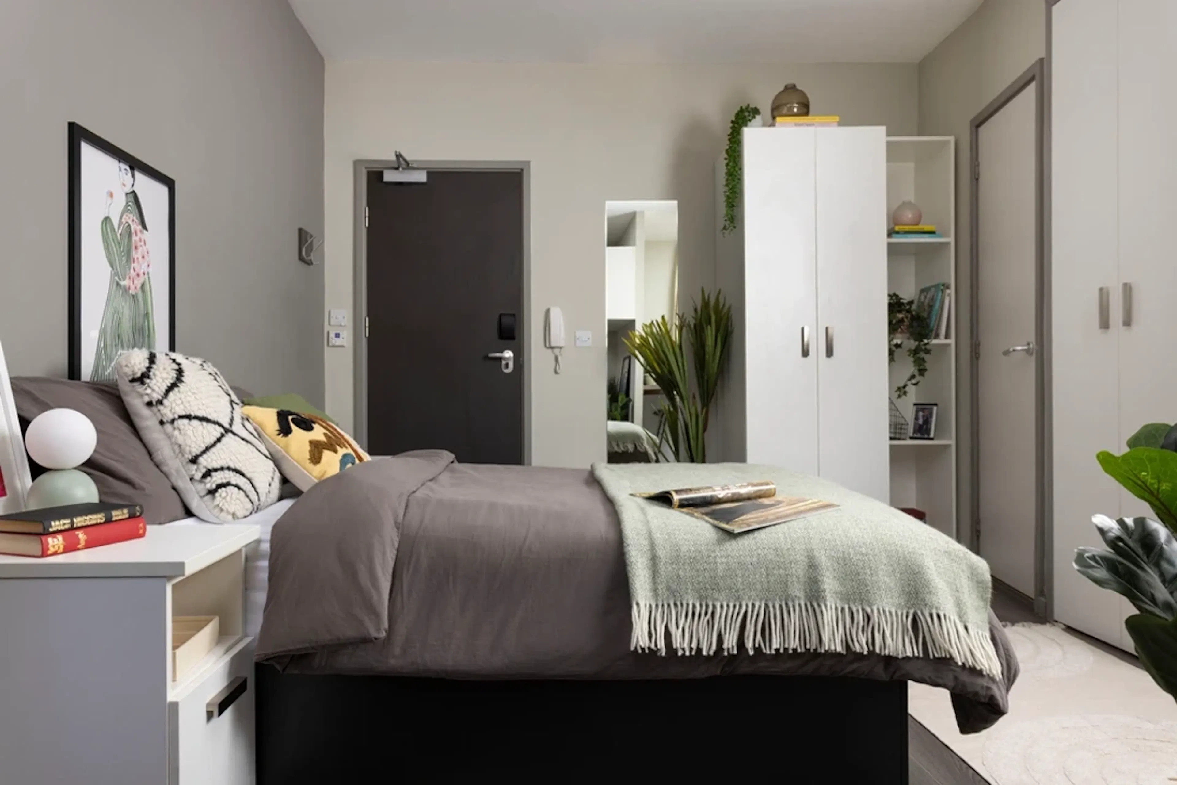 ROOM ROOM 4