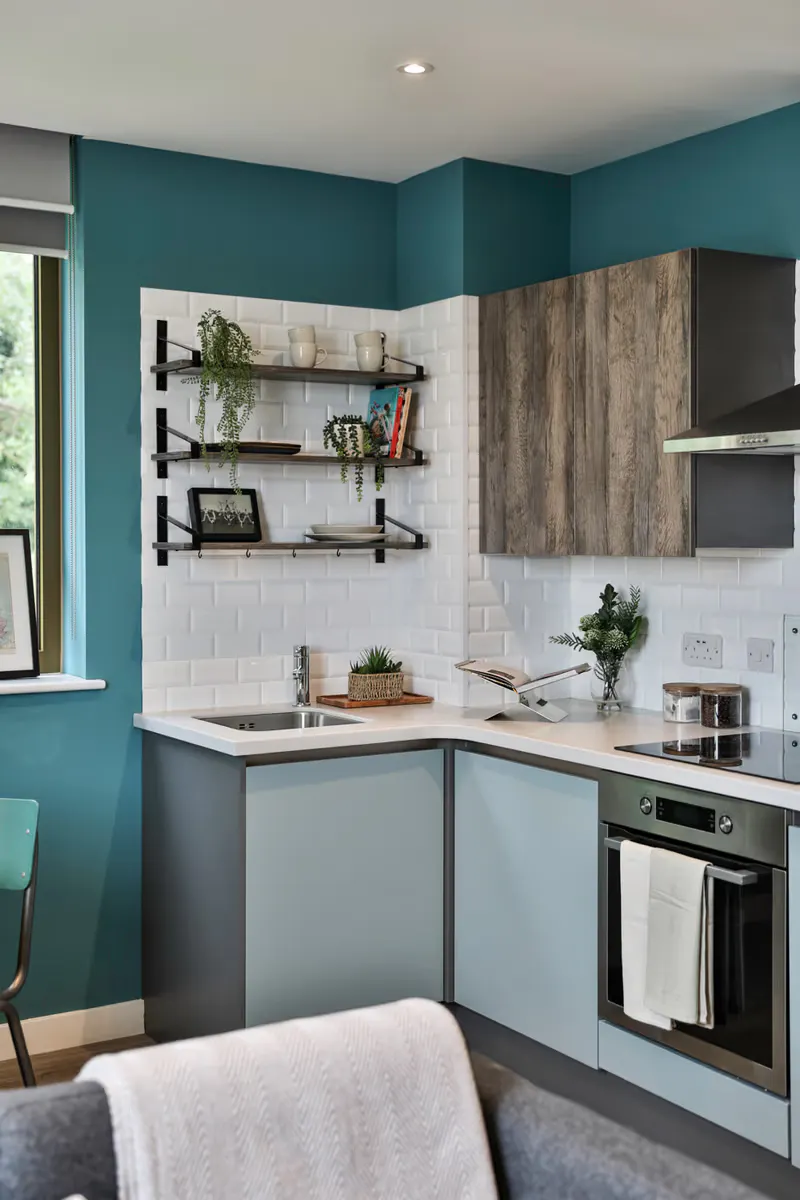 Premium 2 Bed Apartment - Shared Bathroom