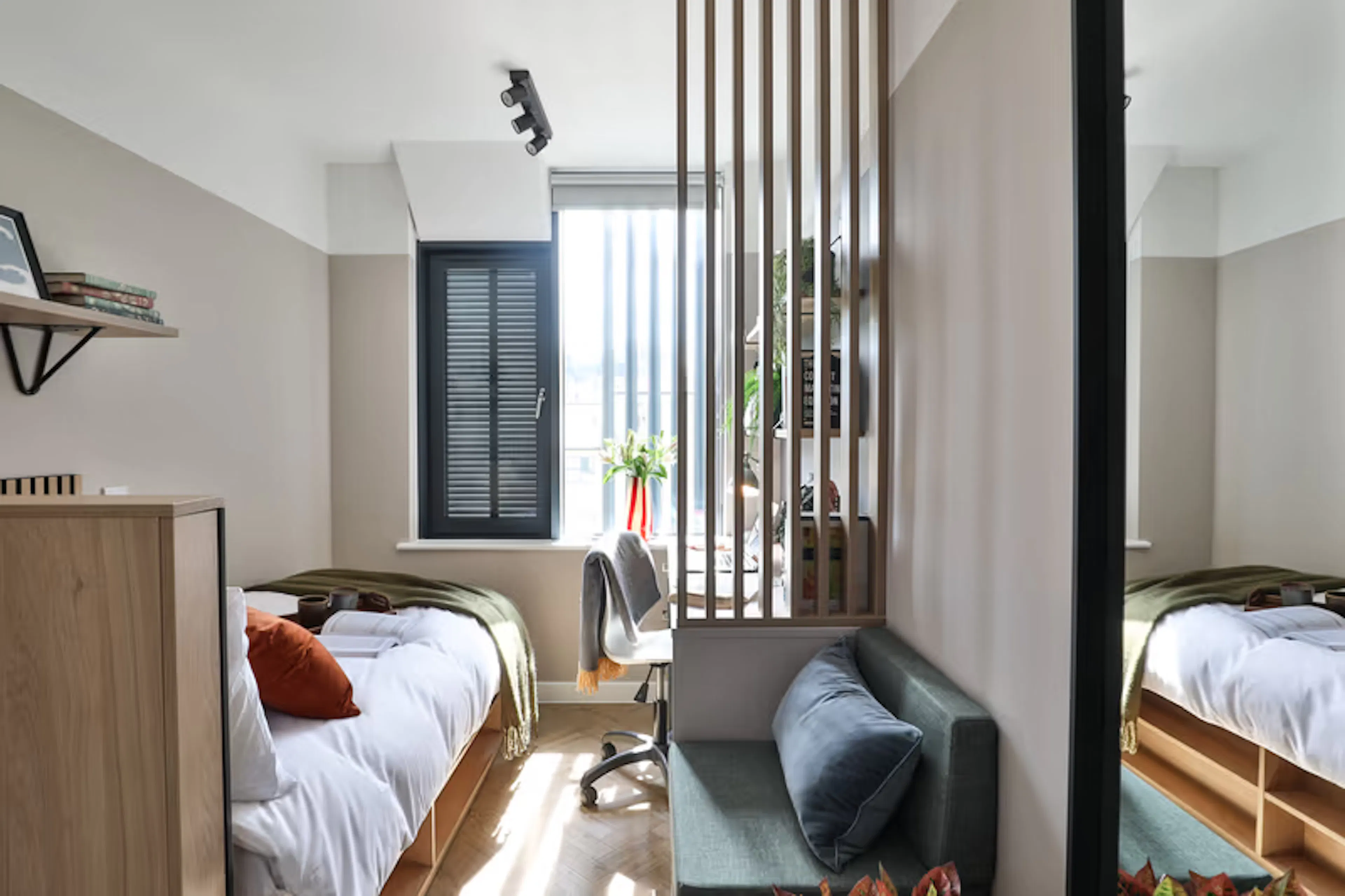Premium 4 Bed Apartment ROOM 3