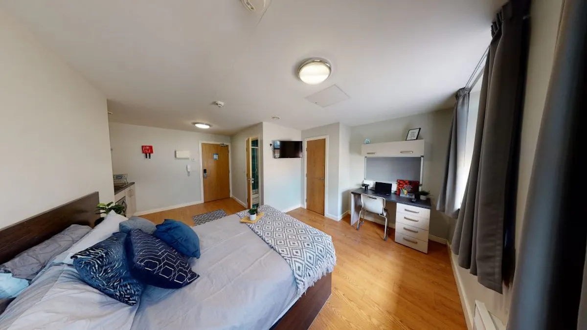 Premium Double Studio ROOM