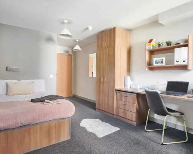 Premium room image 1