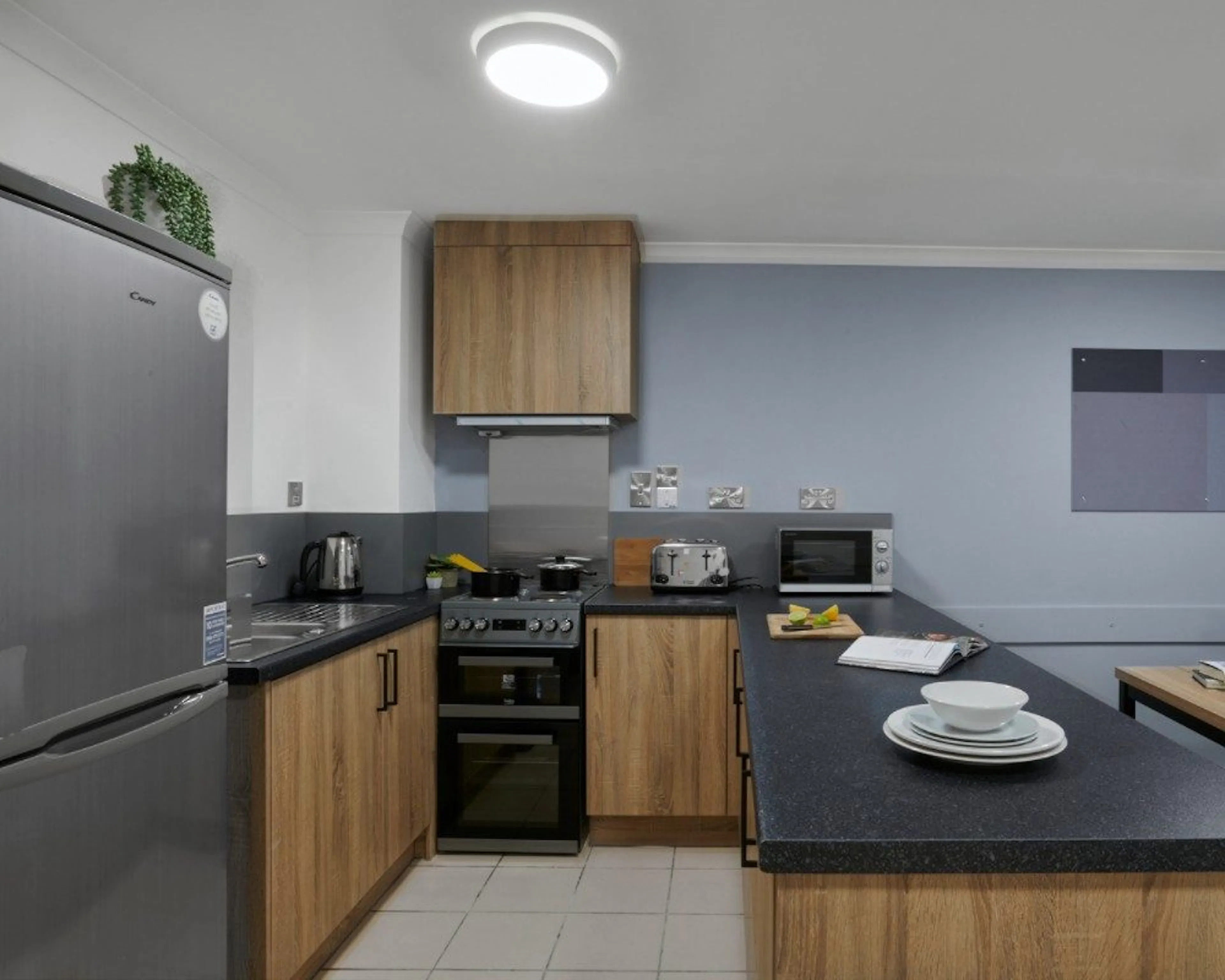 Premium En-Suite KITCHEN 1