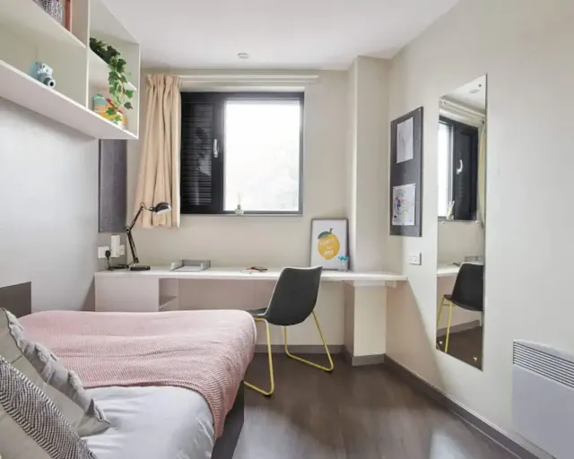 Premium room image 3