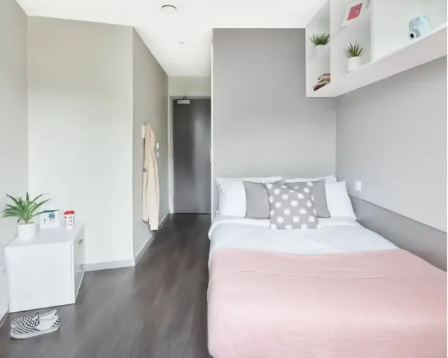 Premium room image 2