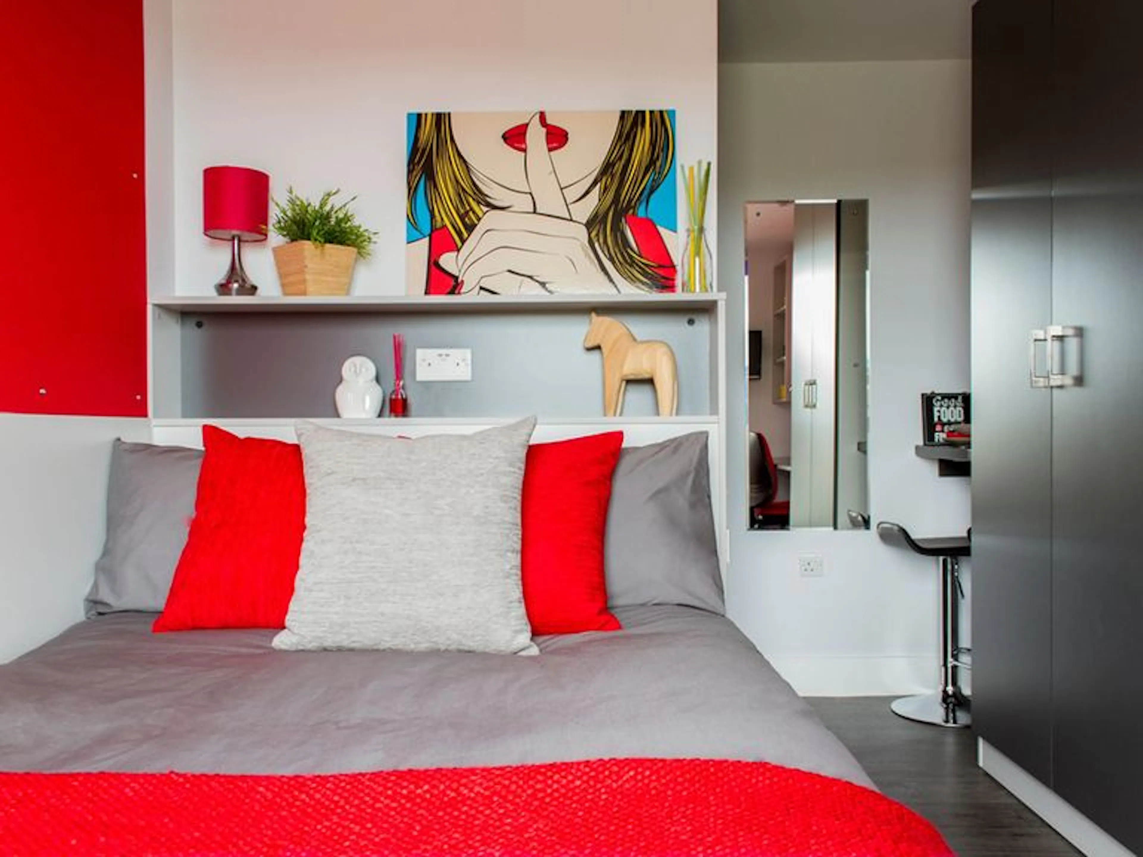 Premium ROOM 4