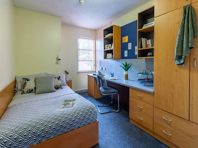 Premium En Suite (Truro Works) room image 1