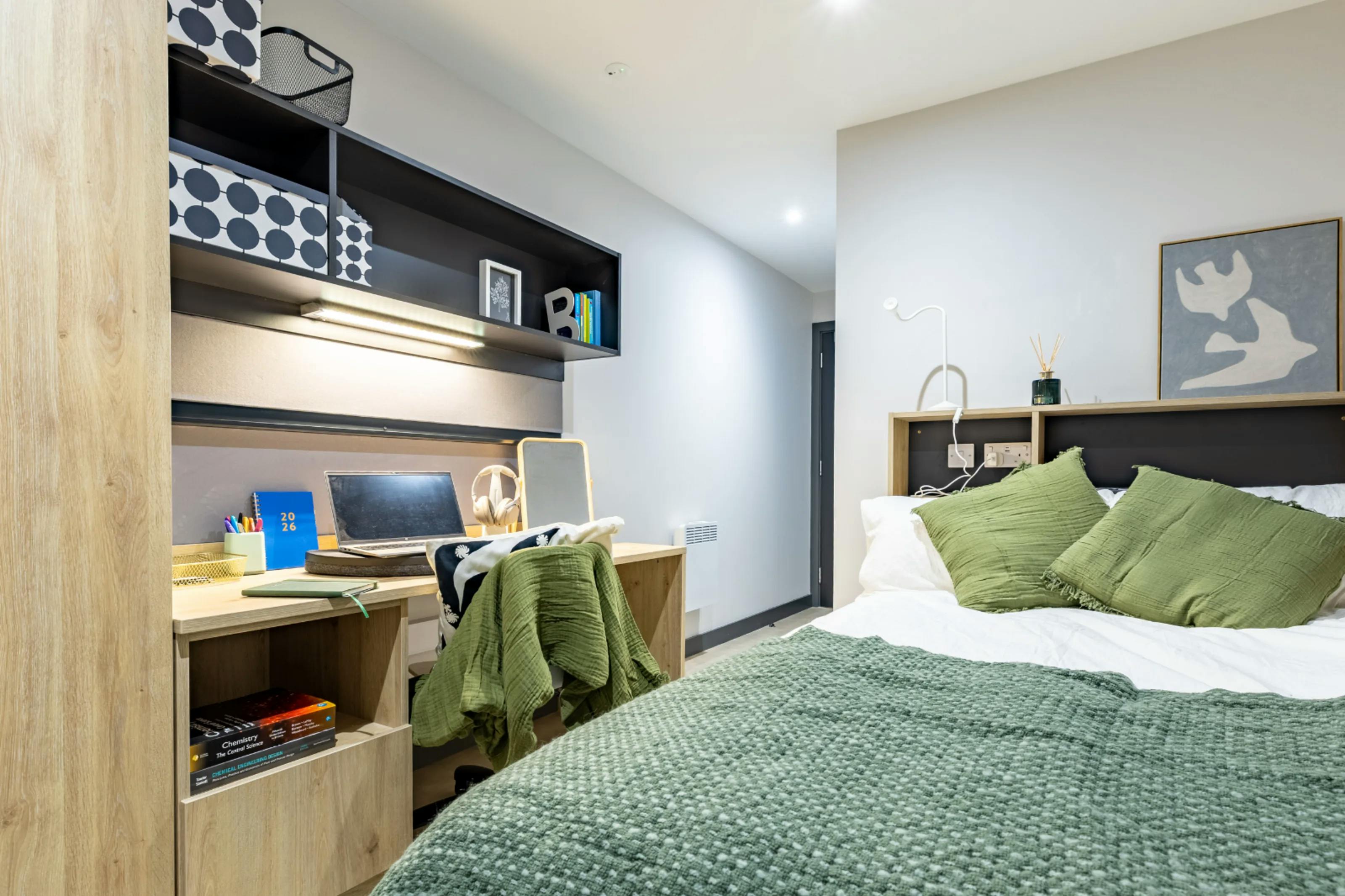 biscuit-factory-belfast-Premium En Suite