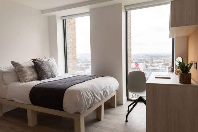 Premium Ensuite, Floors 3-10 room image 1