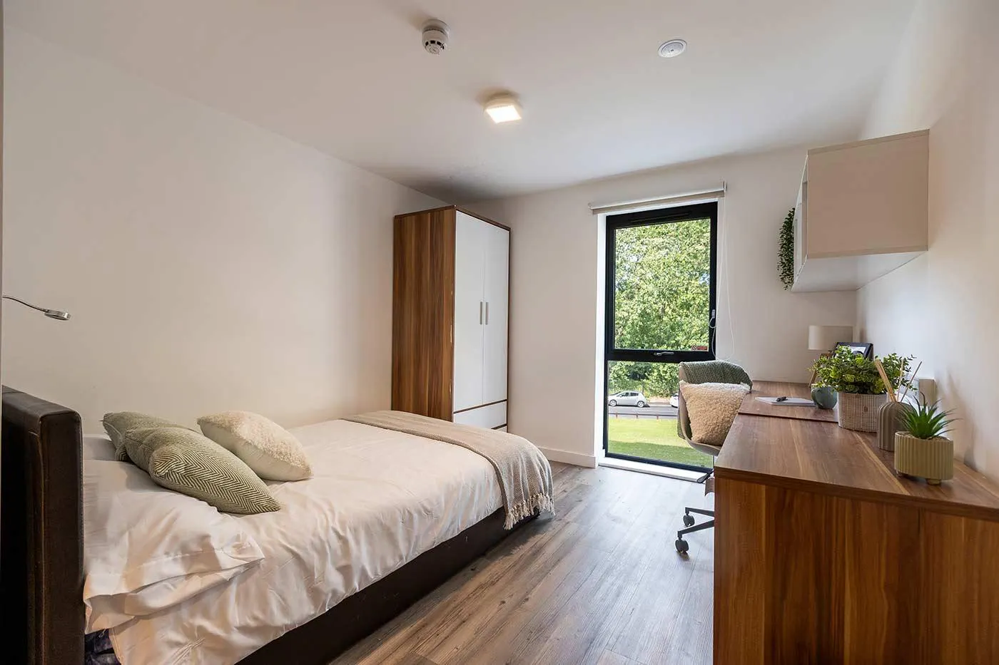 austin-hall-leeds-Premium Ensuite