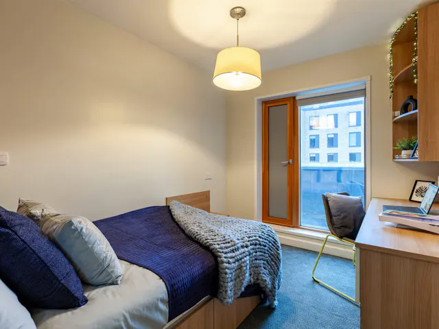 Premium Ensuite room image 1