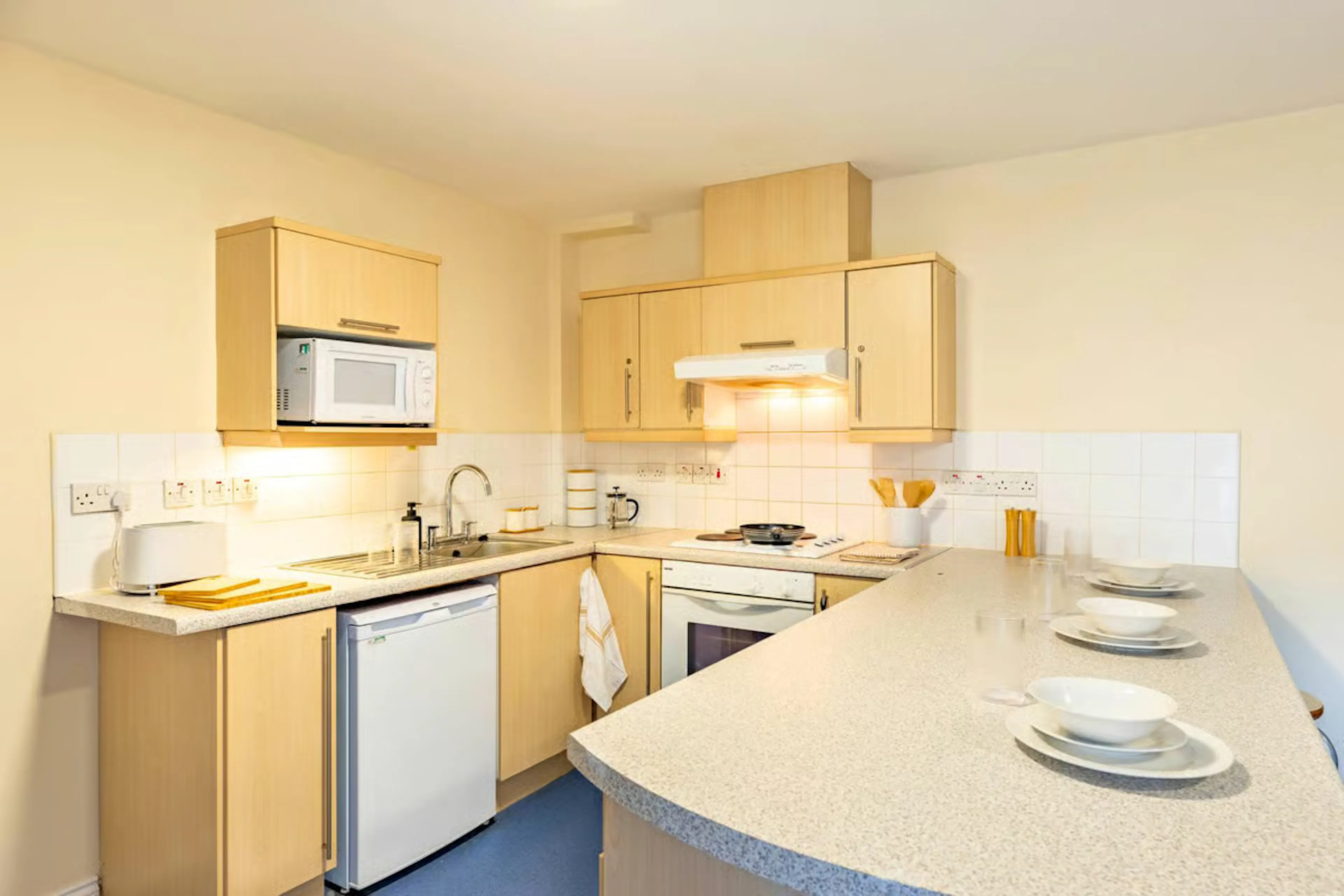 Premium Ensuite KITCHEN 2