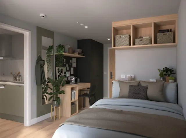 Premium Ensuite Upper Tower room image 2