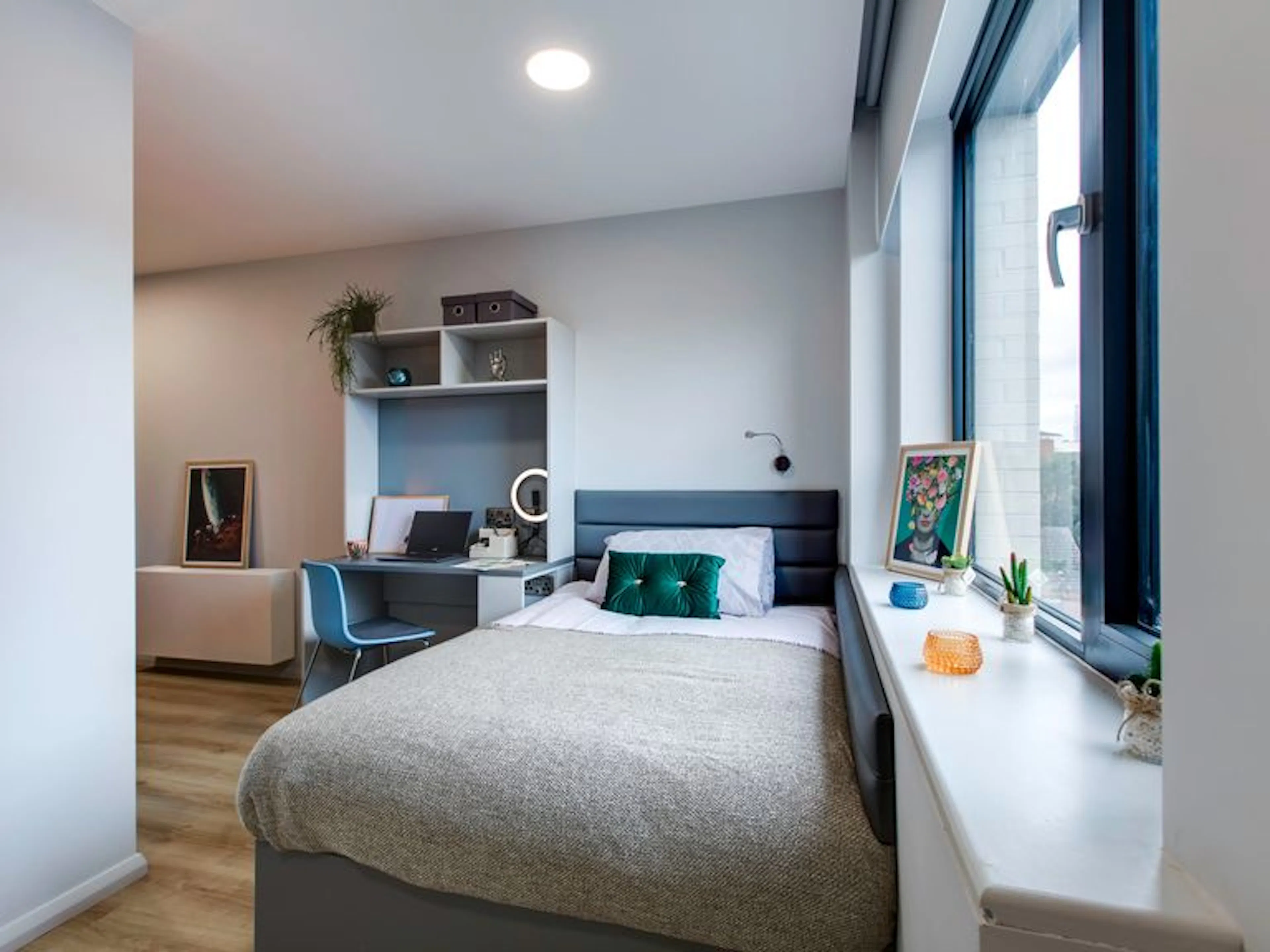ROOM ROOM 2