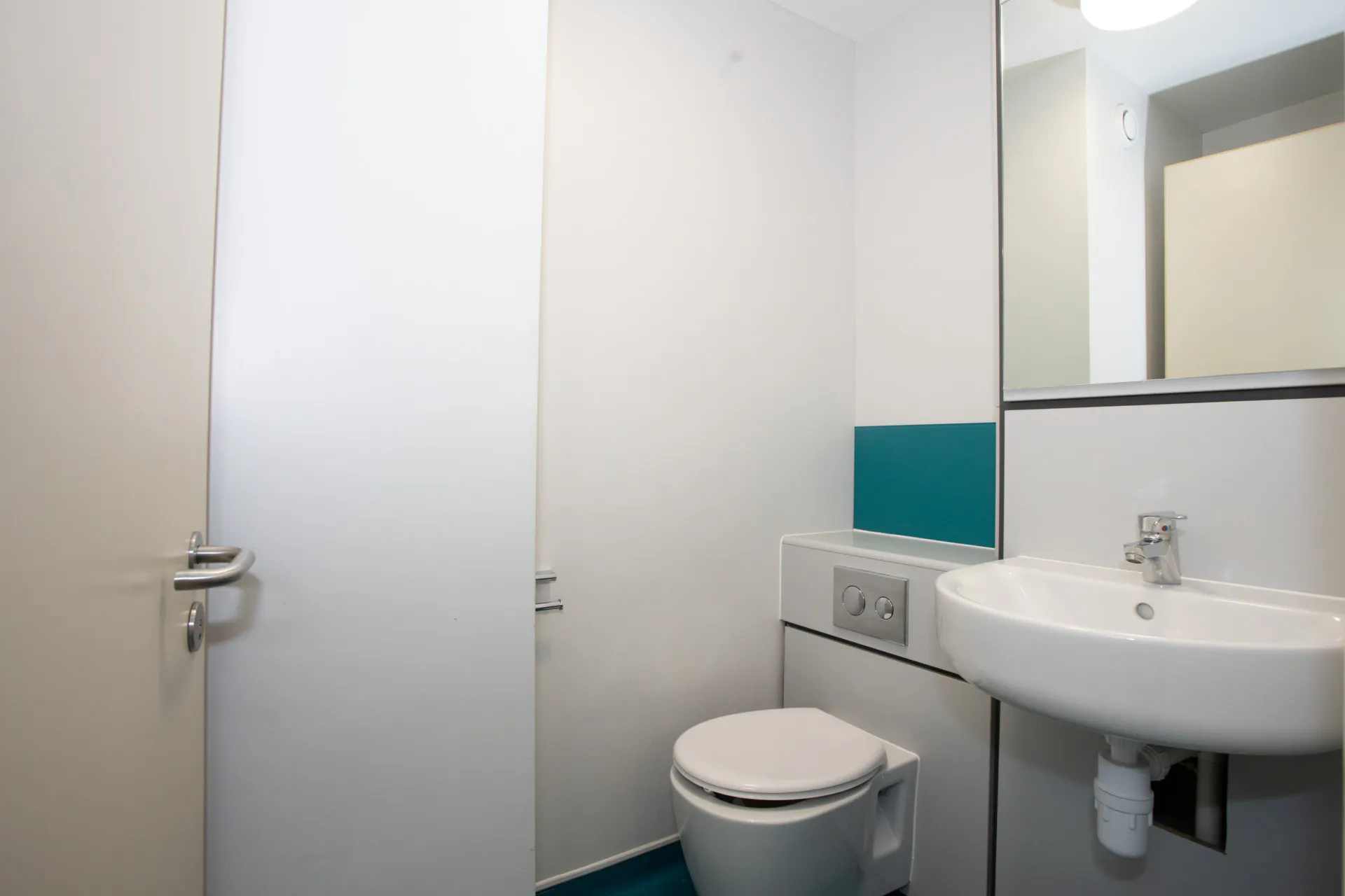Premium Non-Ensuite