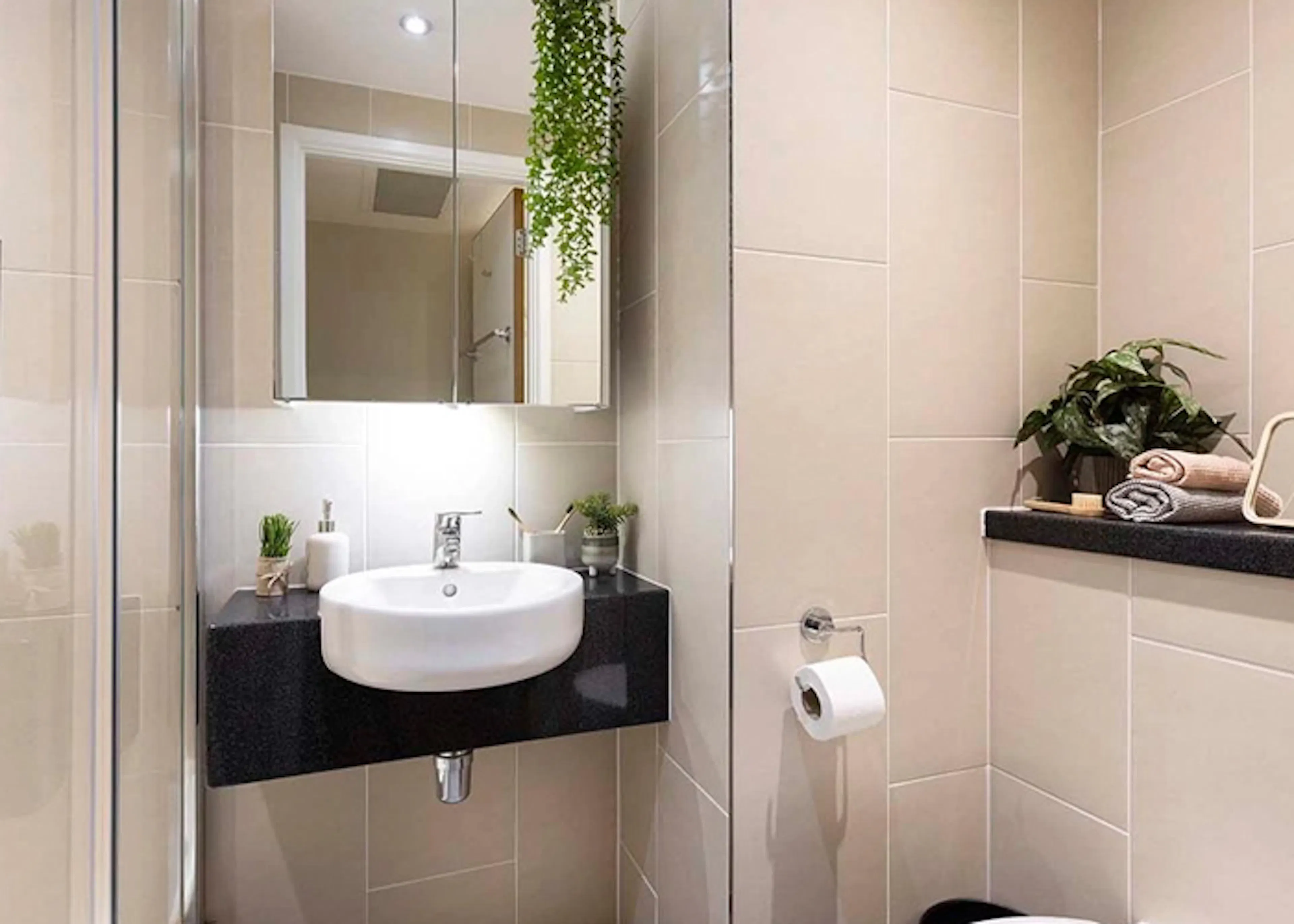 Premium Range 1 Ensuite BATHROOM 3