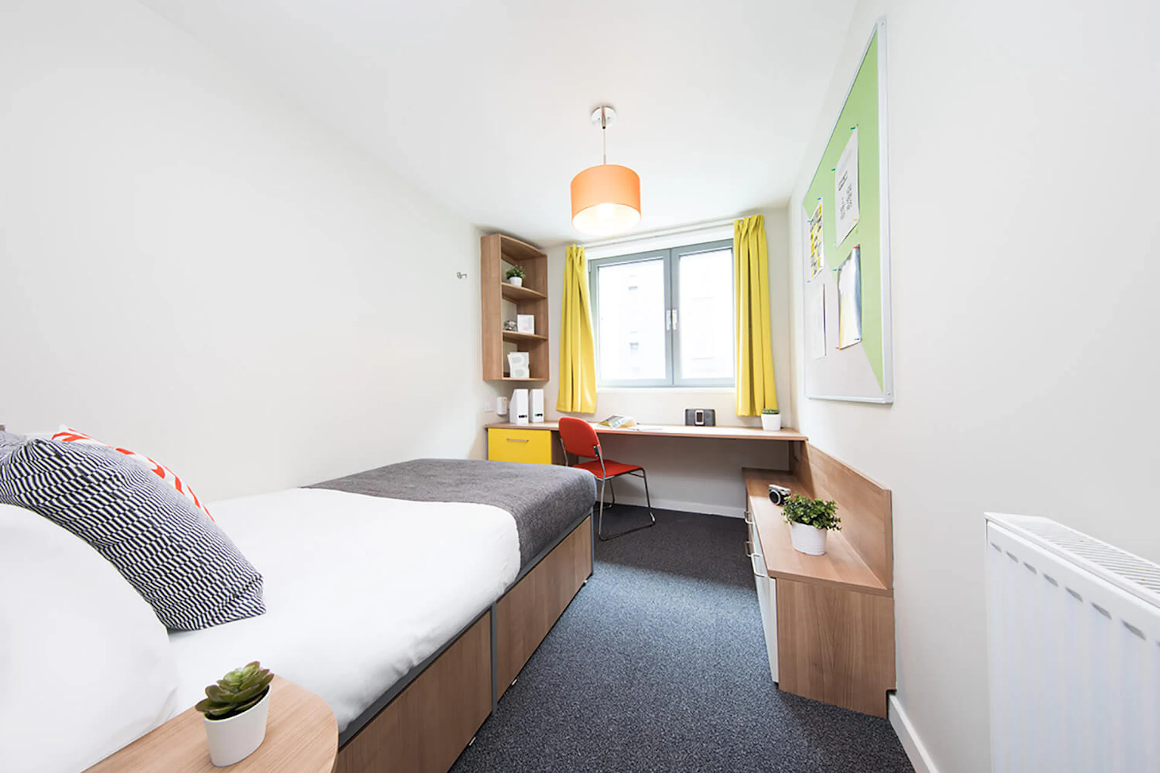 ROOM ROOM 1