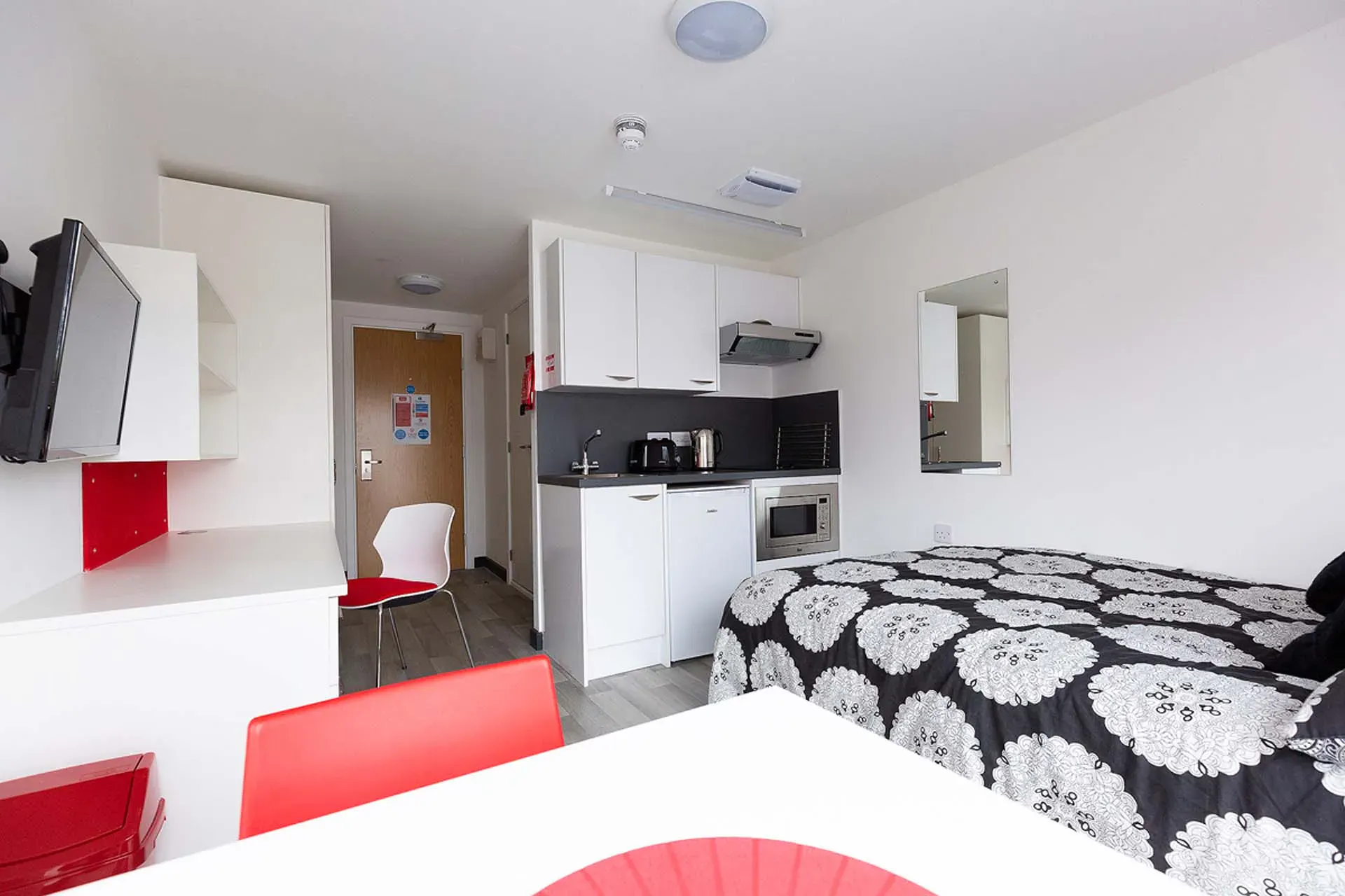 Premium Studio ROOM 3