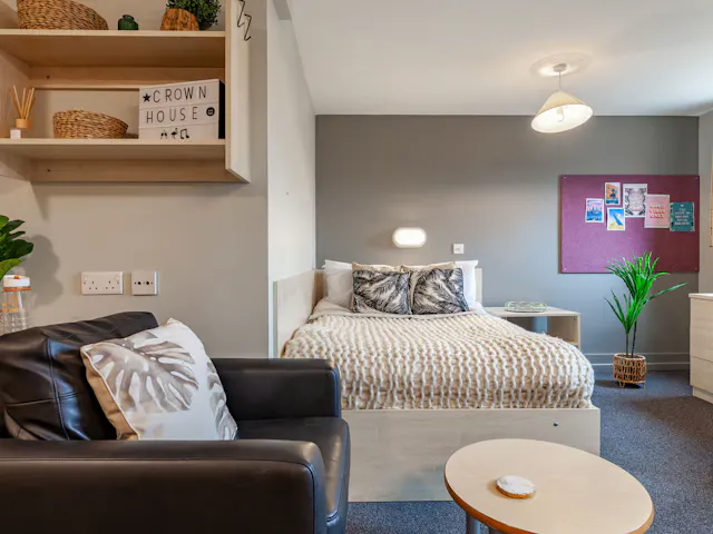 Premium Studio Accessible room image 1