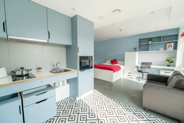 Premium Studio (Accessible) room image 1