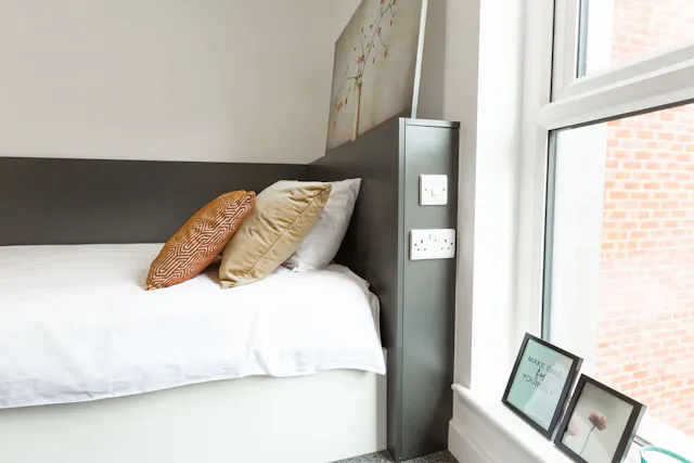 Premium Studio Accessible room image 2