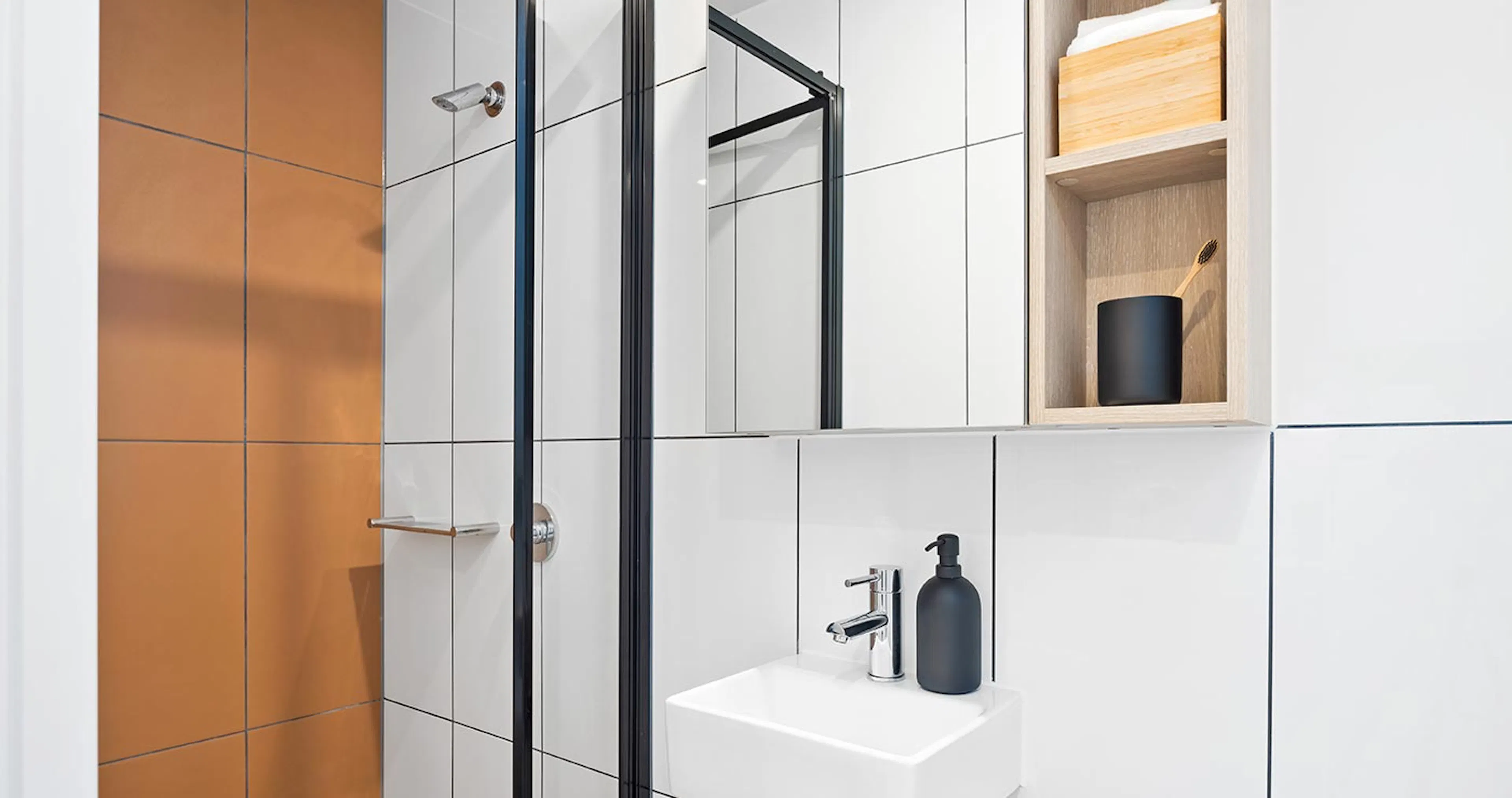 Premium Studio Apartment BATHROOM 3