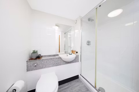 prospect-point-liverpool-1-liverpool-BATHROOM