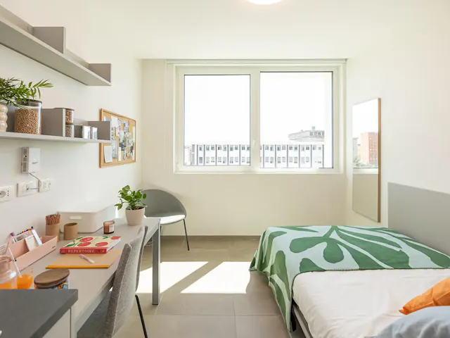Premium Studio - Courtyard View room image 2