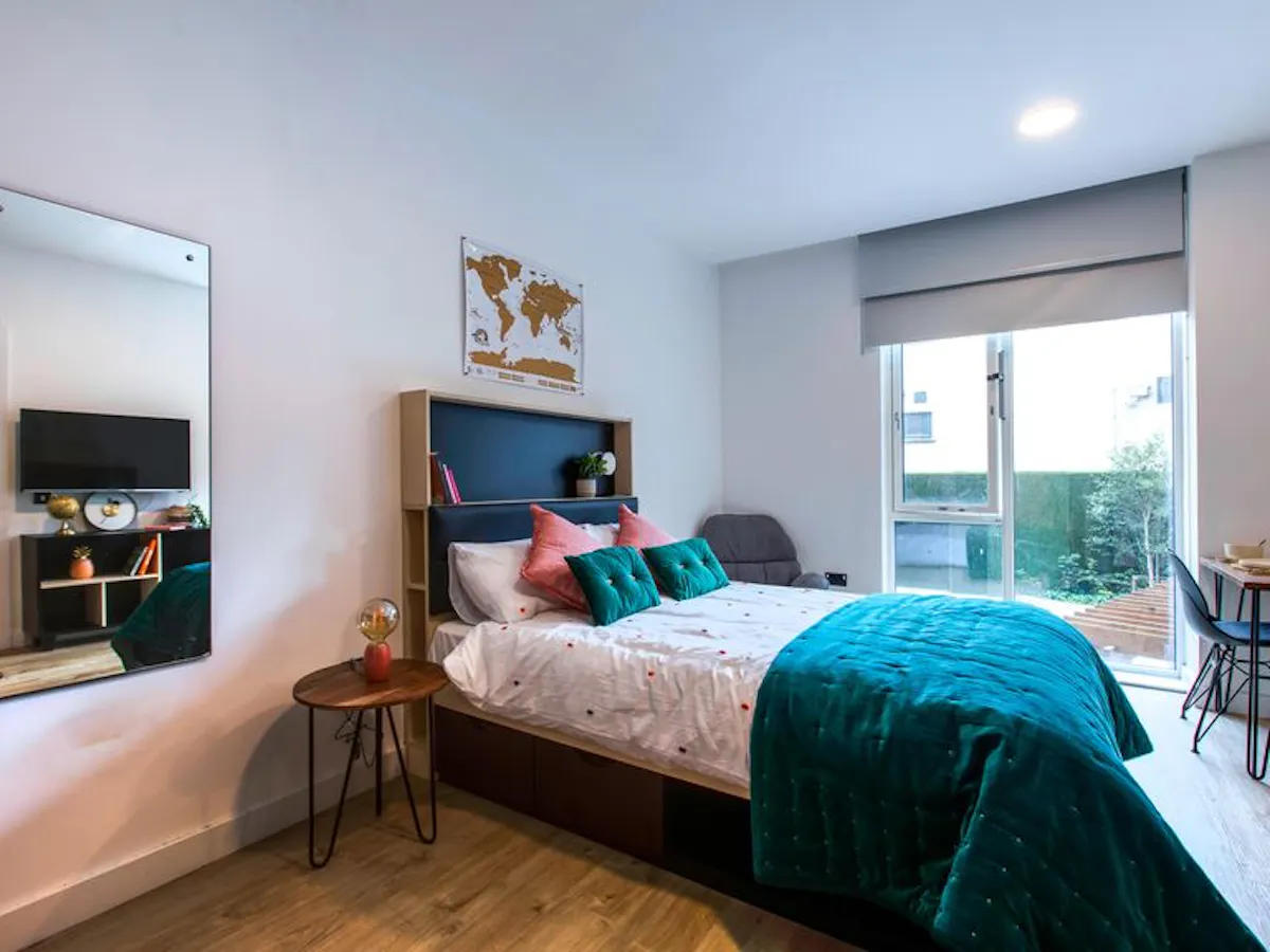 Deluxe Studio ROOM