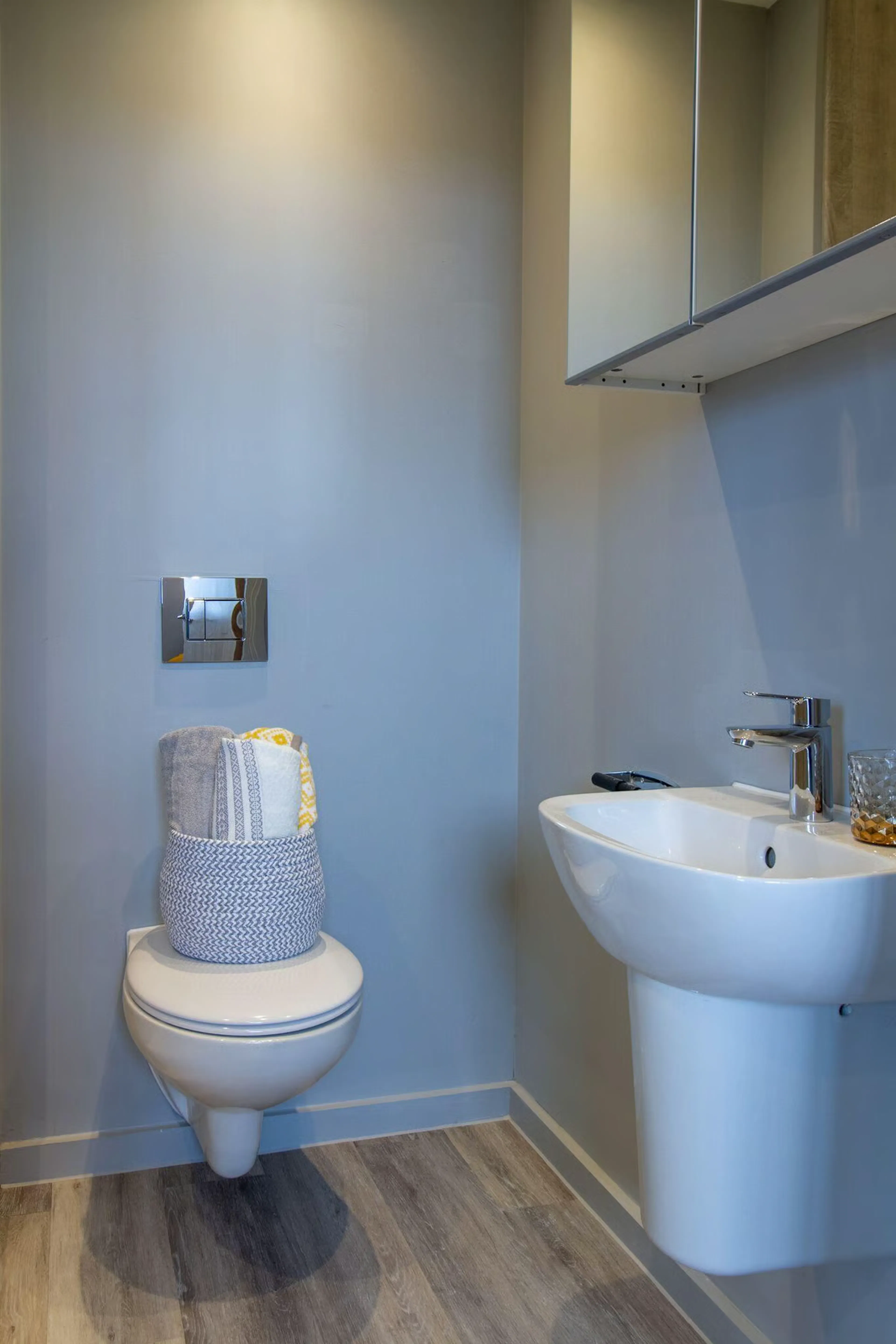 Premium Plus Studio BATHROOM 3
