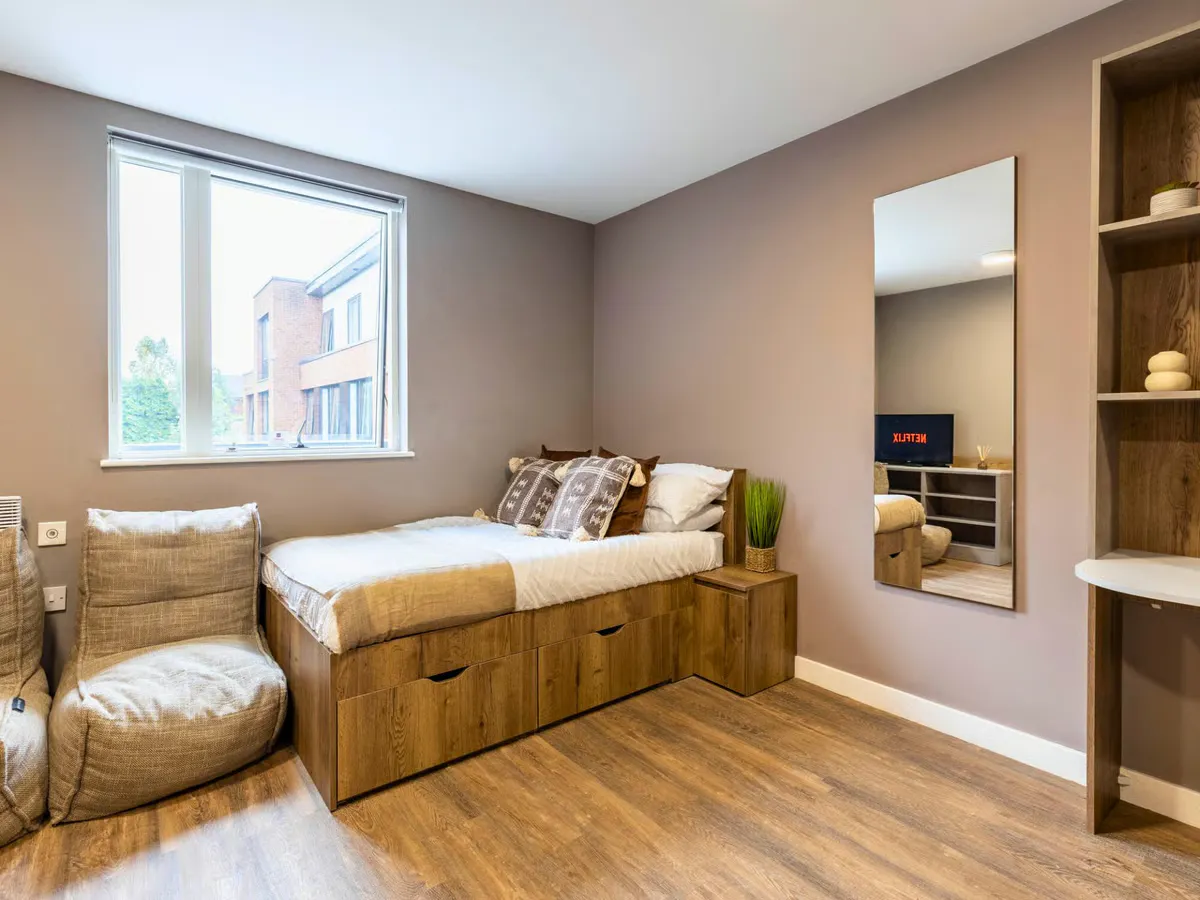 Premier Studio Plus ROOM