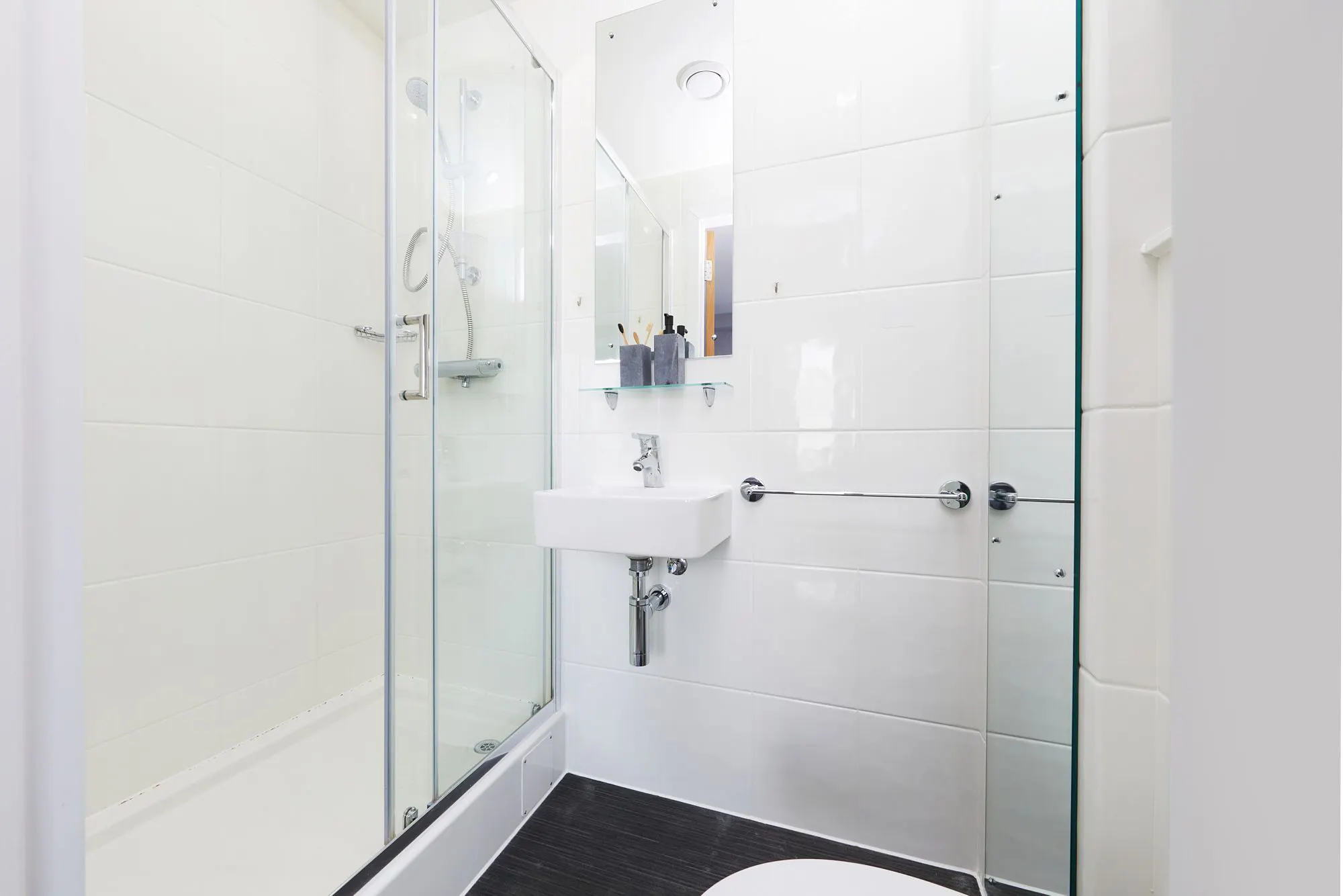 crown-place-cardiff-cardiff-Premium Studio