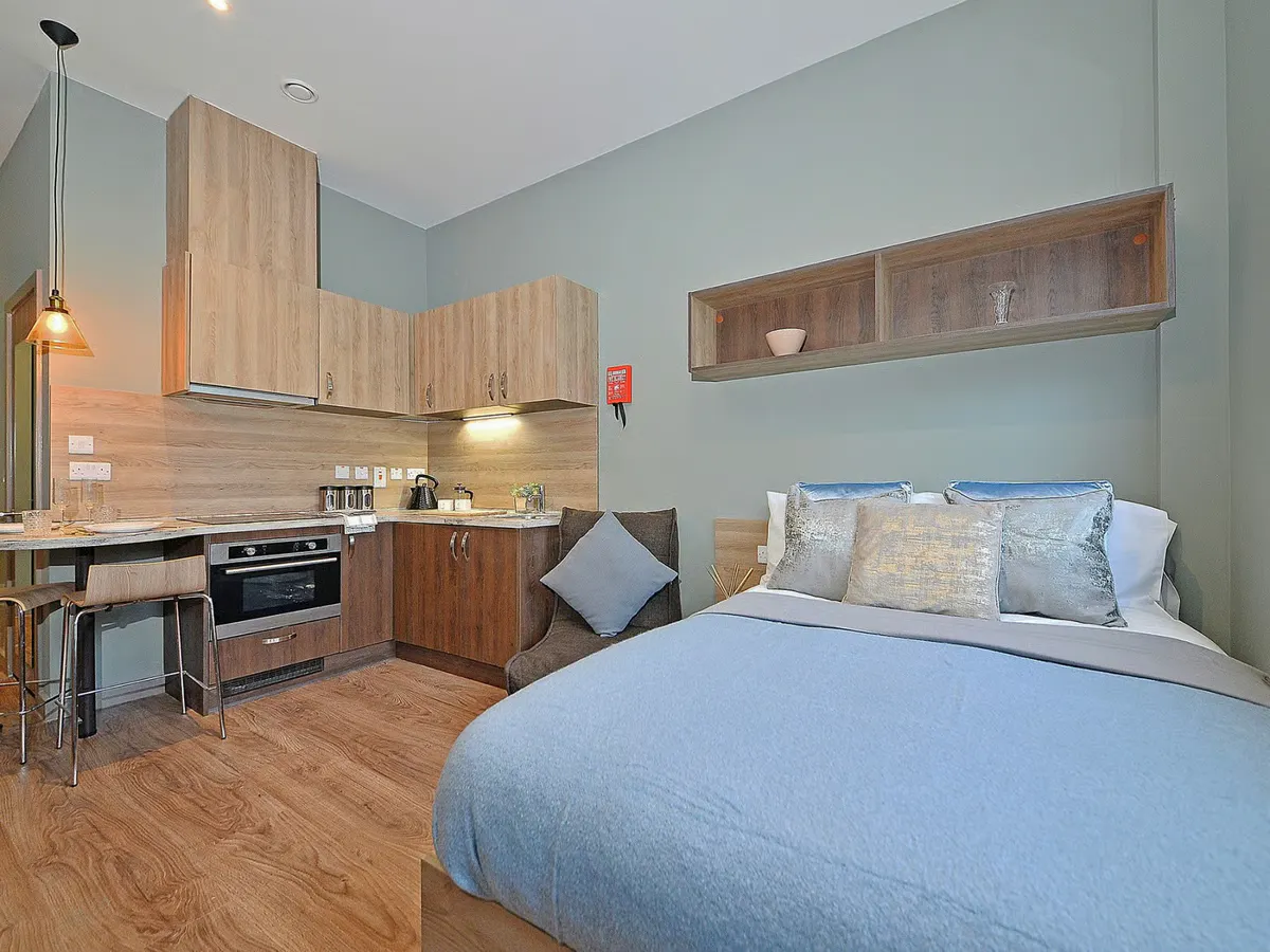 fontenoy-apartments-liverpool-Premium Studio
