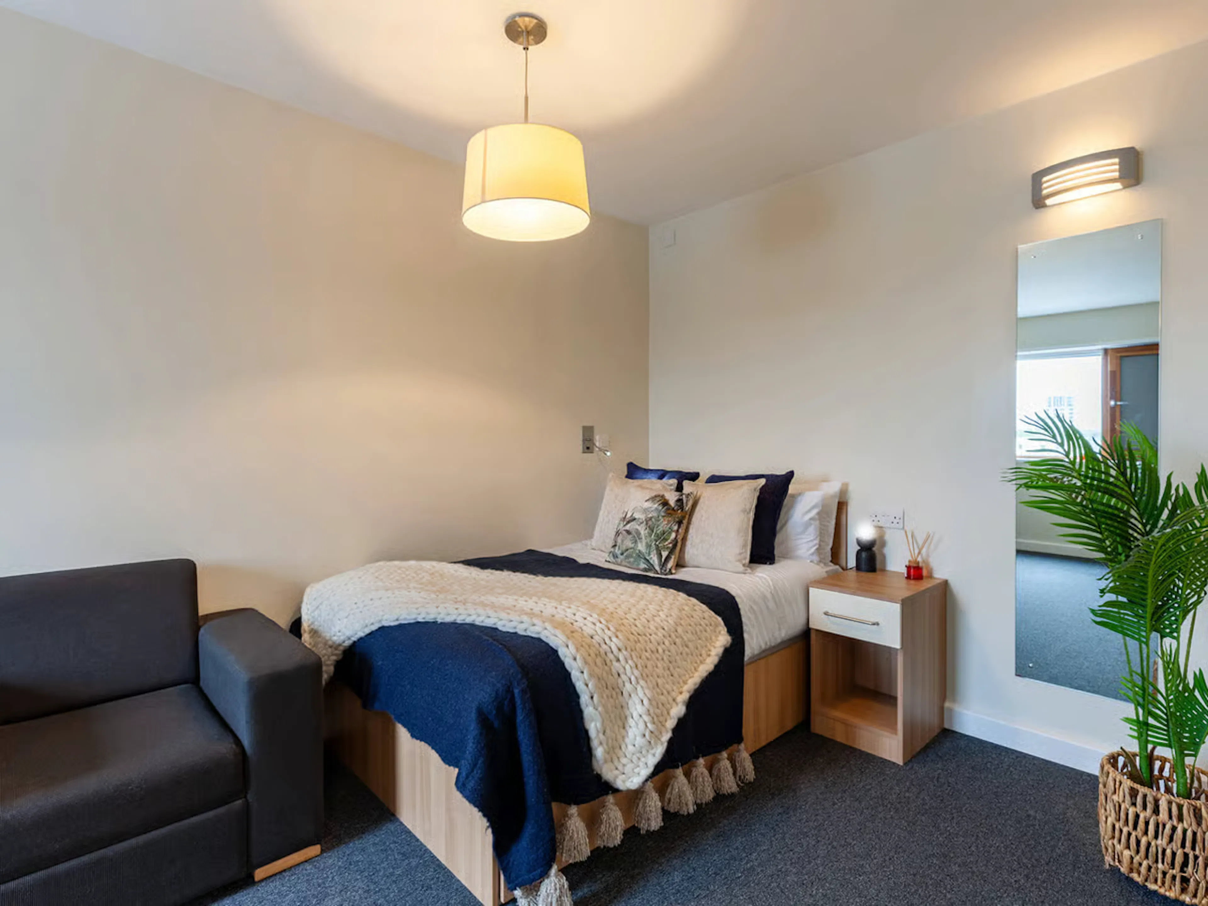 Kendrick Hall, Reading