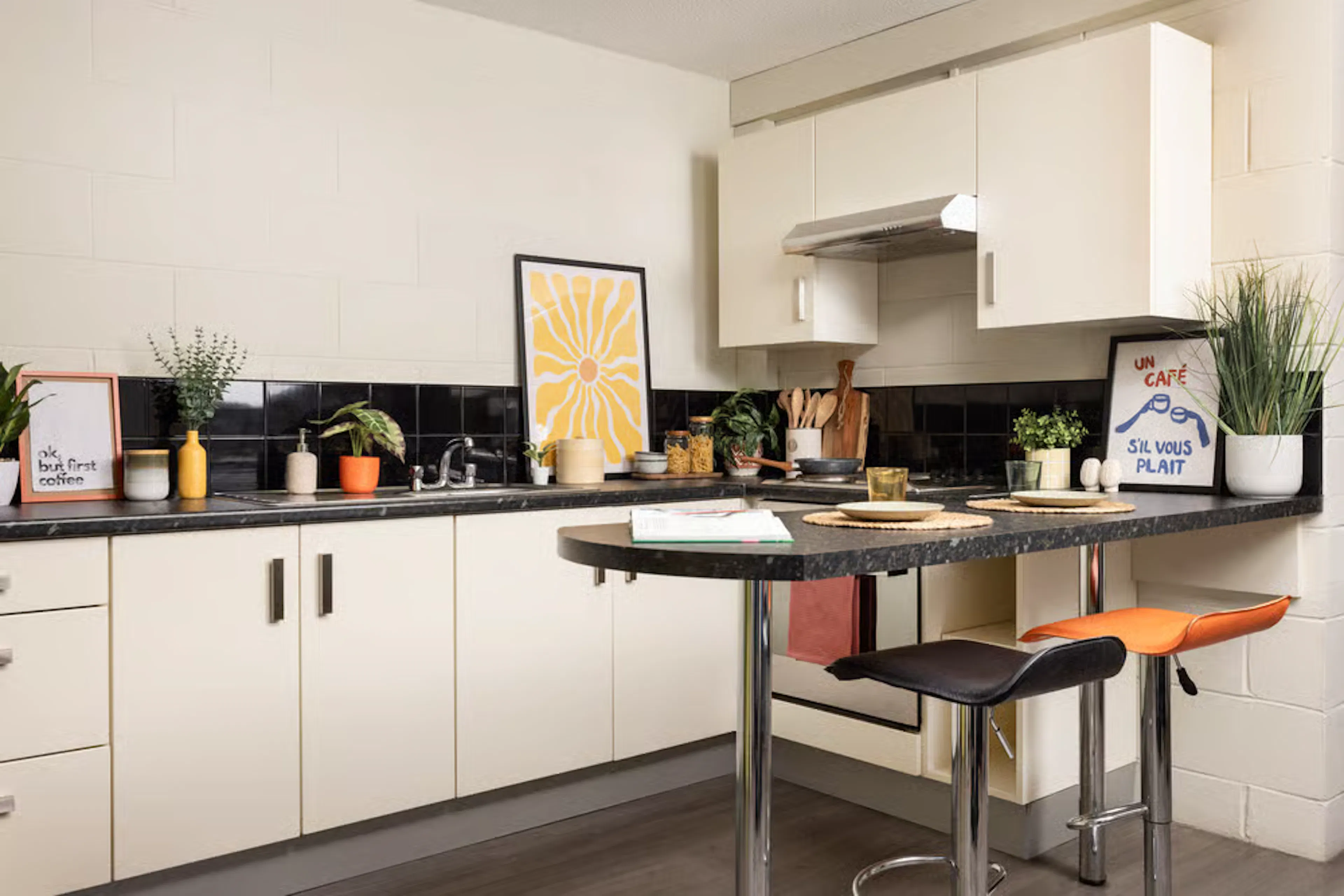Premium Studio KITCHEN 1