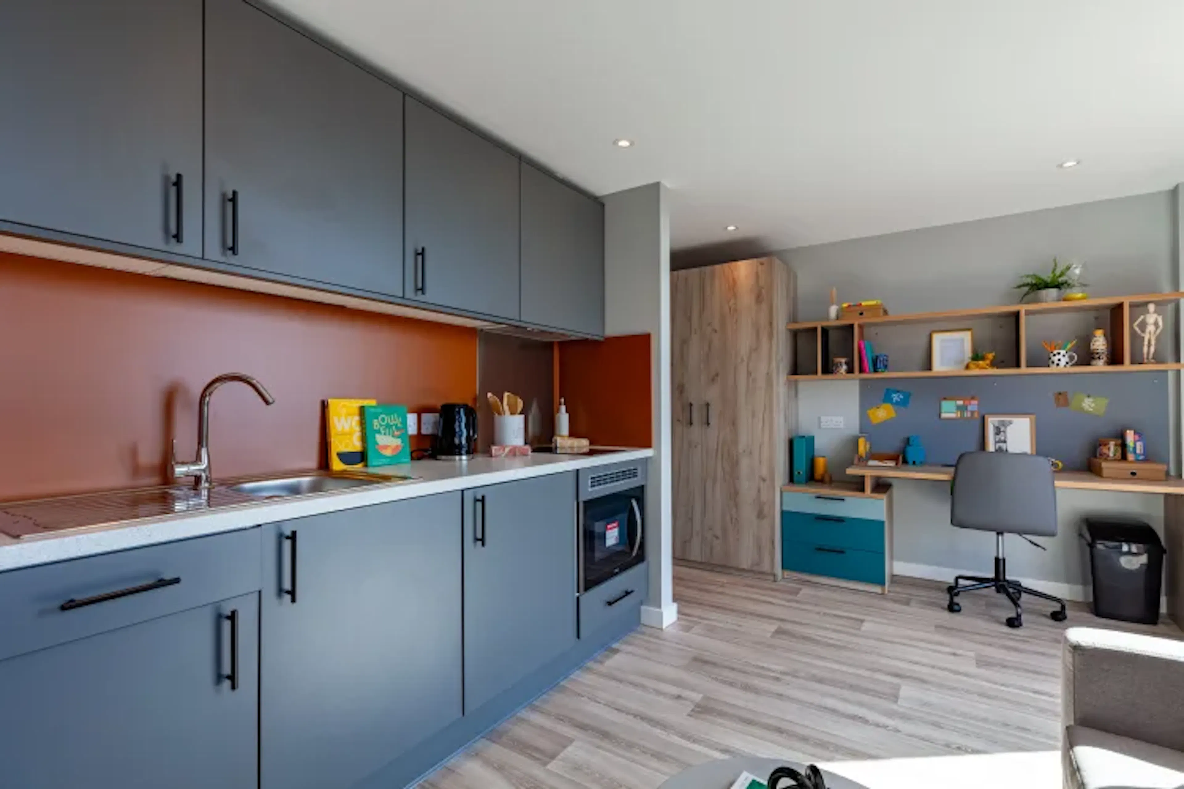 Premium Studio KITCHEN 4