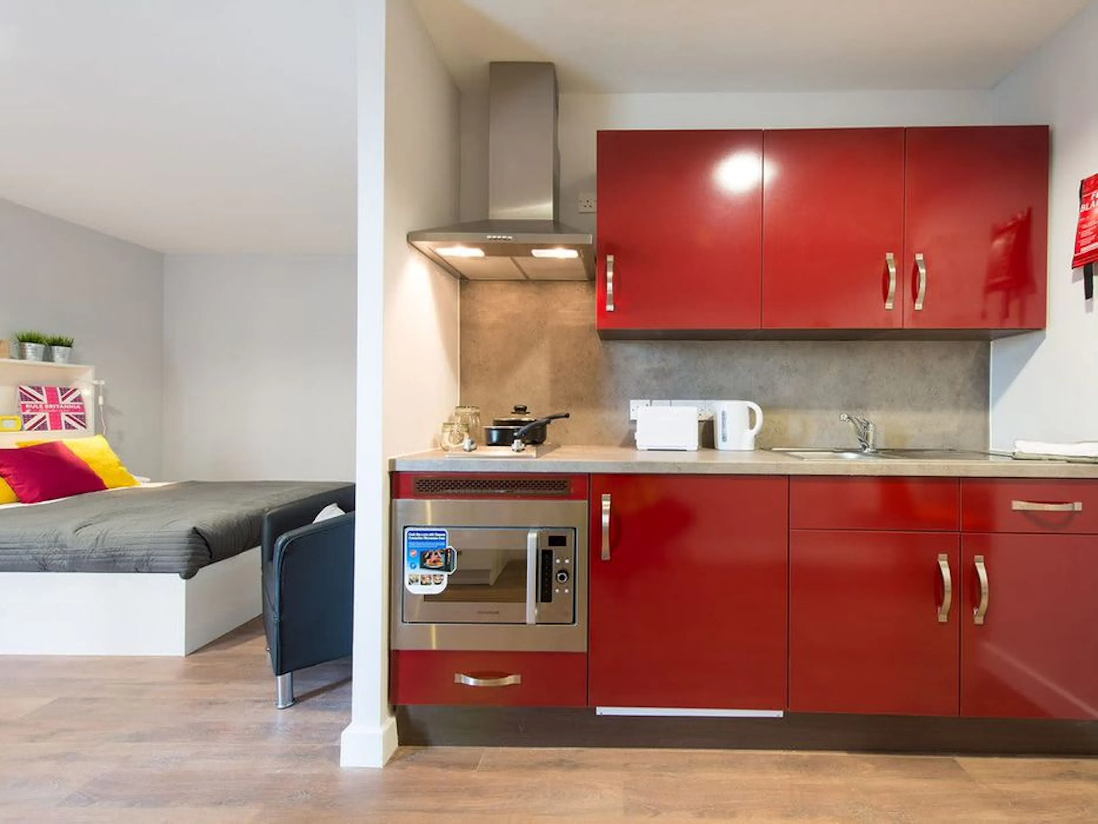 Premium Studio KITCHEN 2