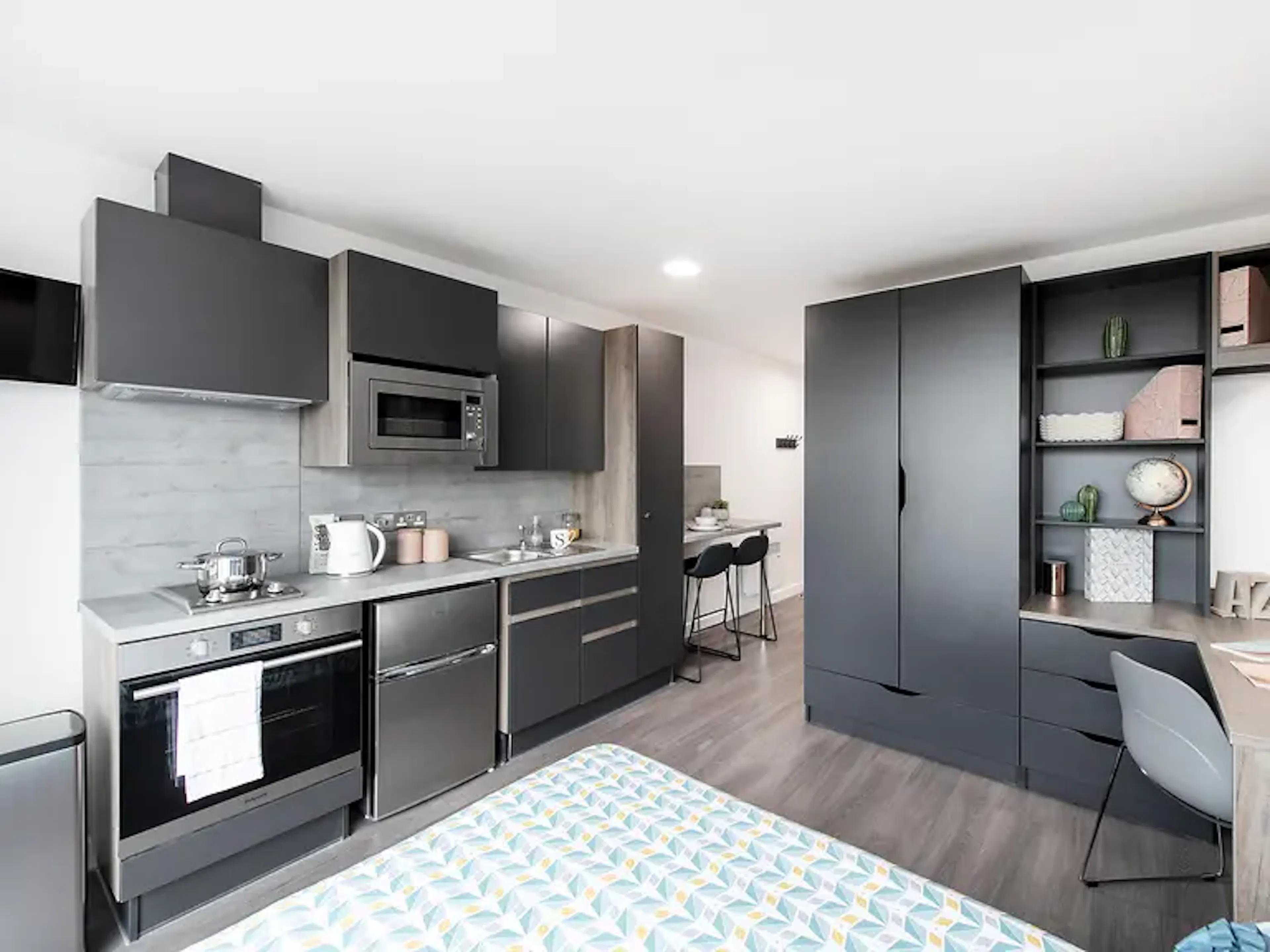 Deluxe Studio KITCHEN 1