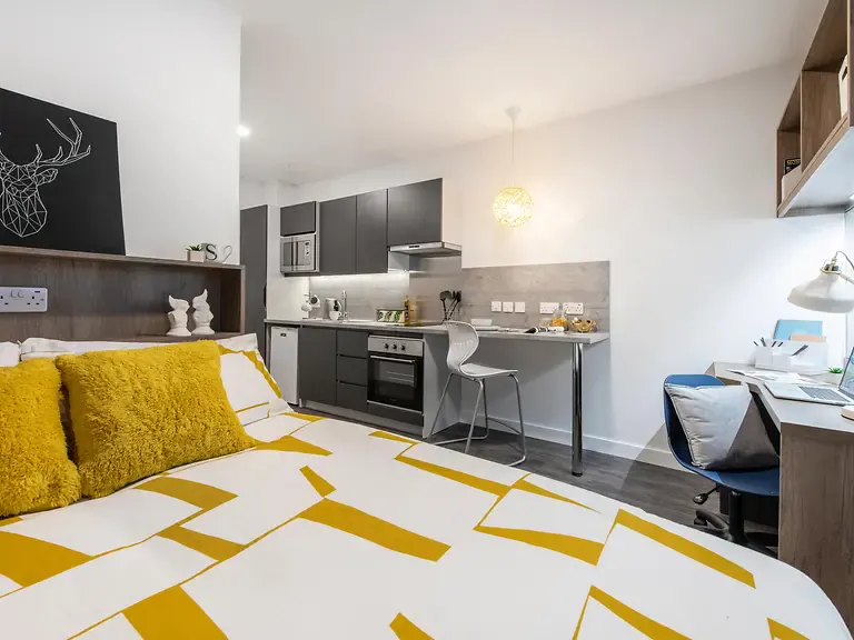 bailey-point-bournemouth-Studio