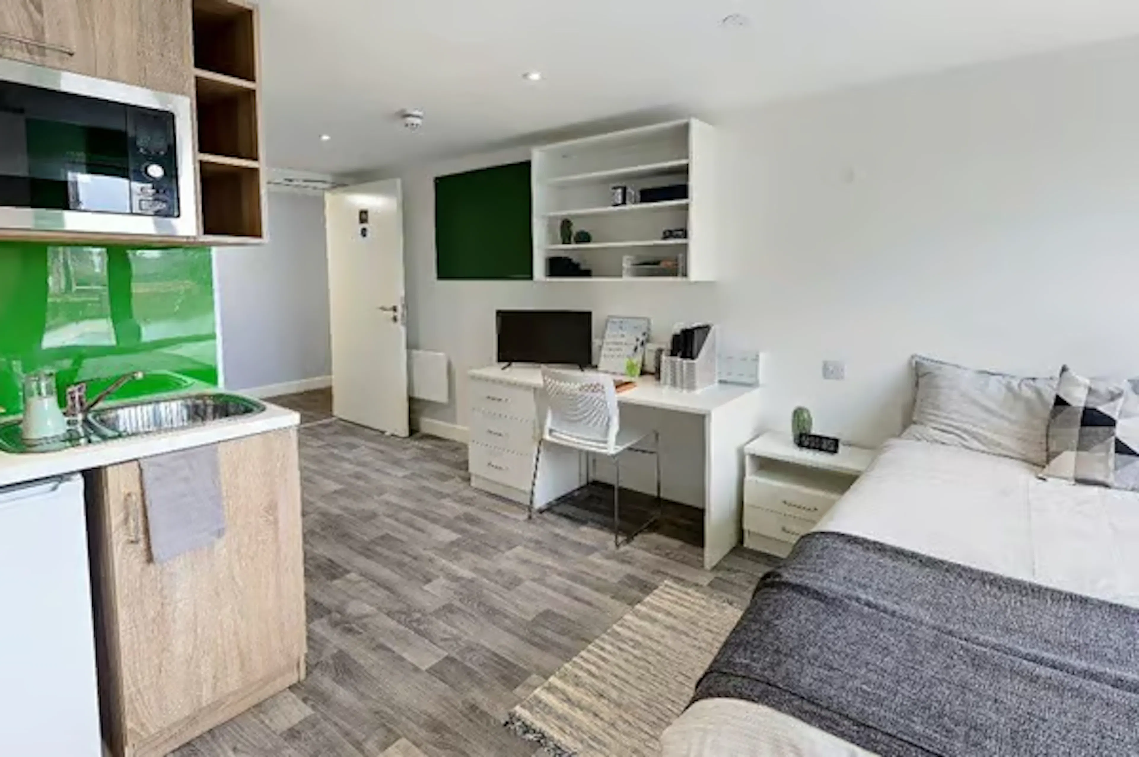 Premium Plus ROOM 3
