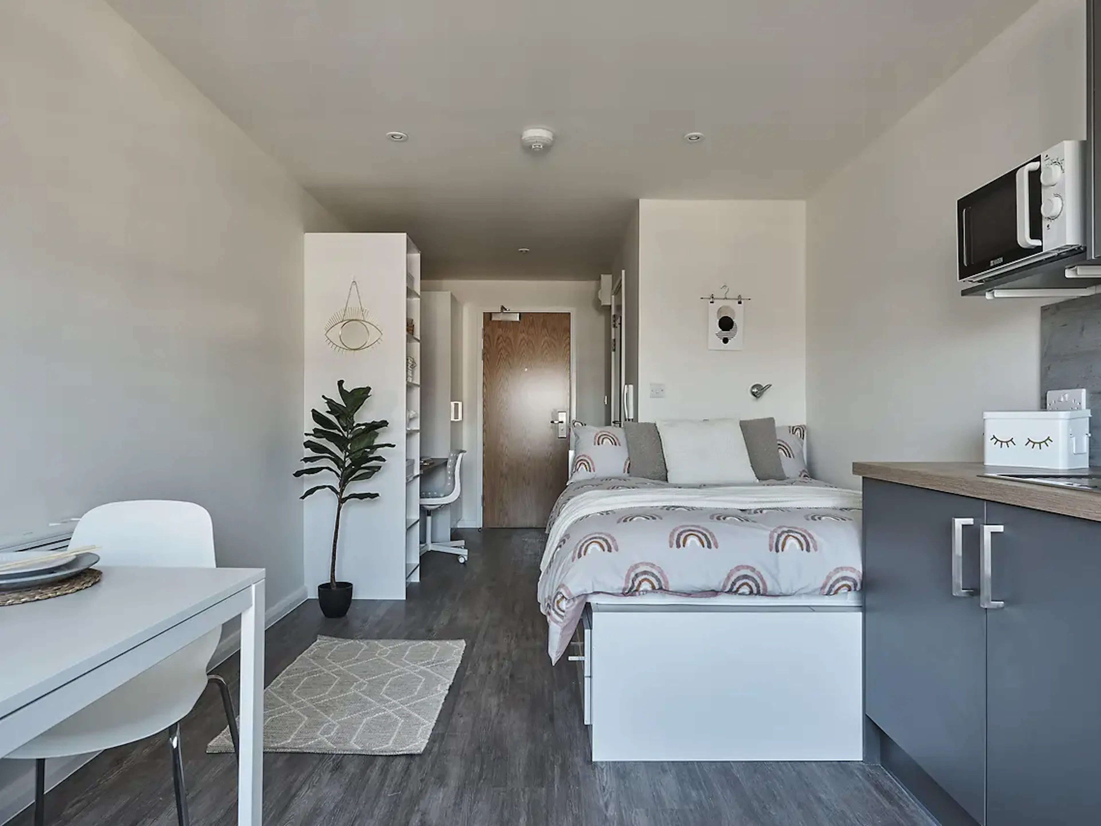 Premium Studio (Floors 1 & 2) ROOM 3