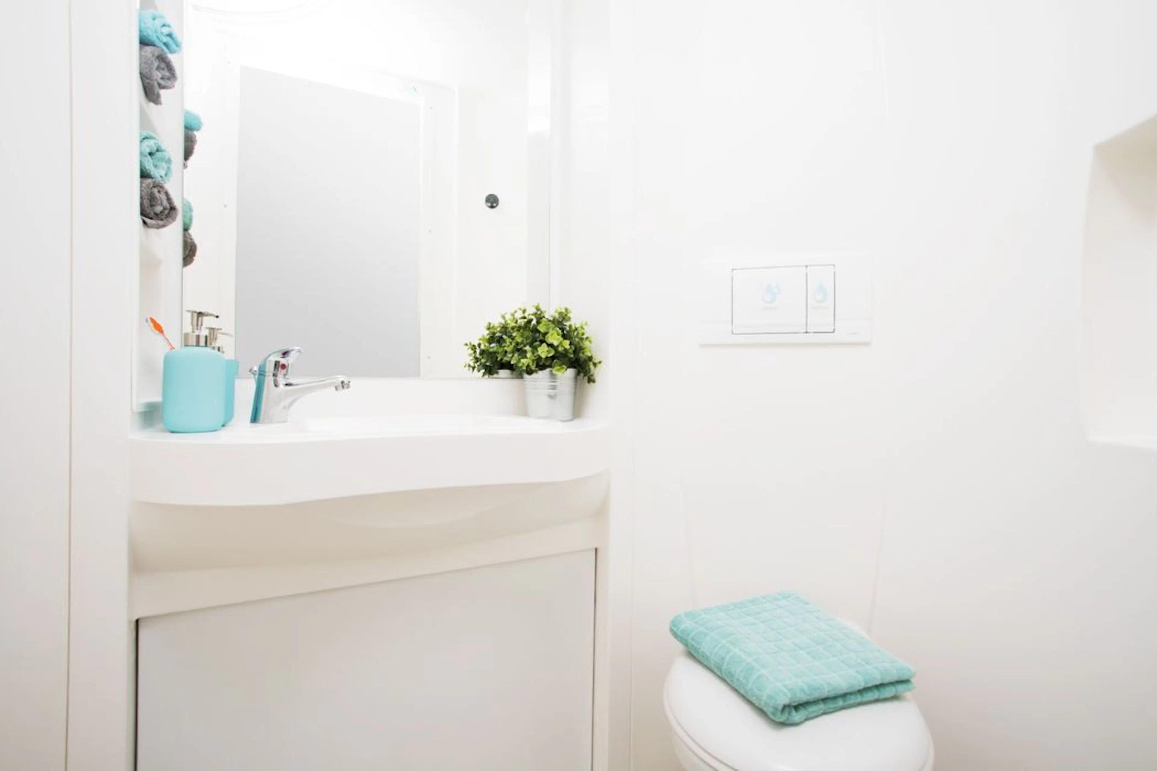 BATHROOM BATHROOM 1