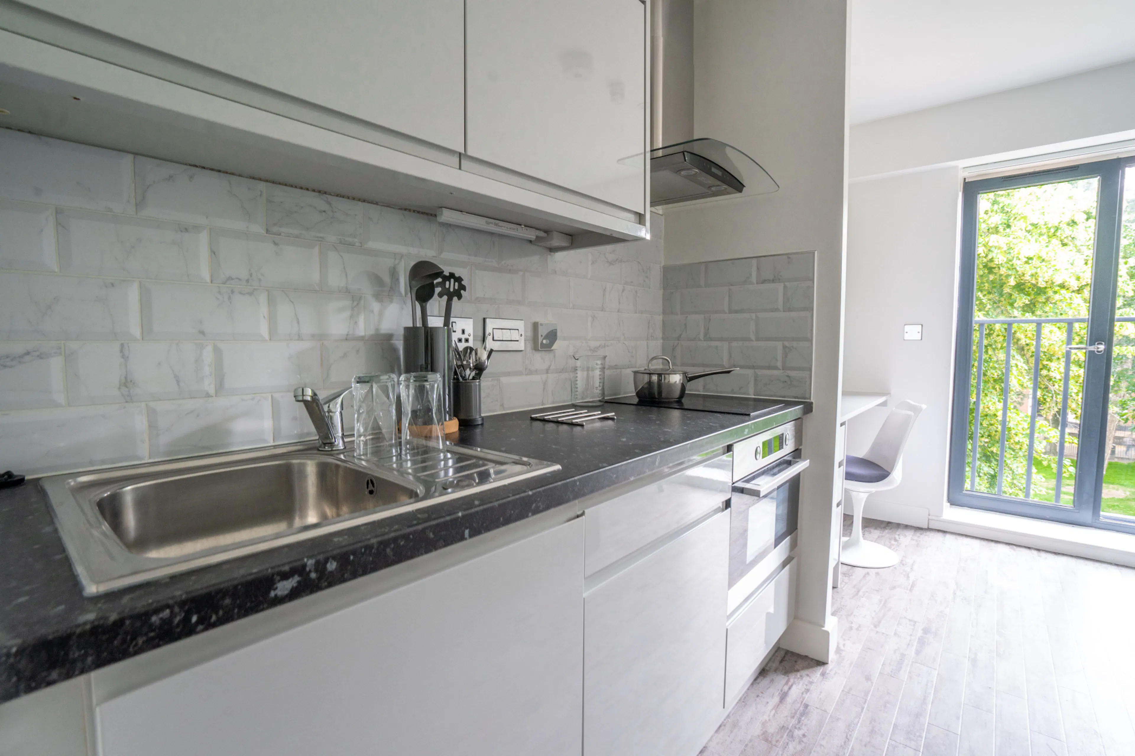 Deluxe Studio KITCHEN 1