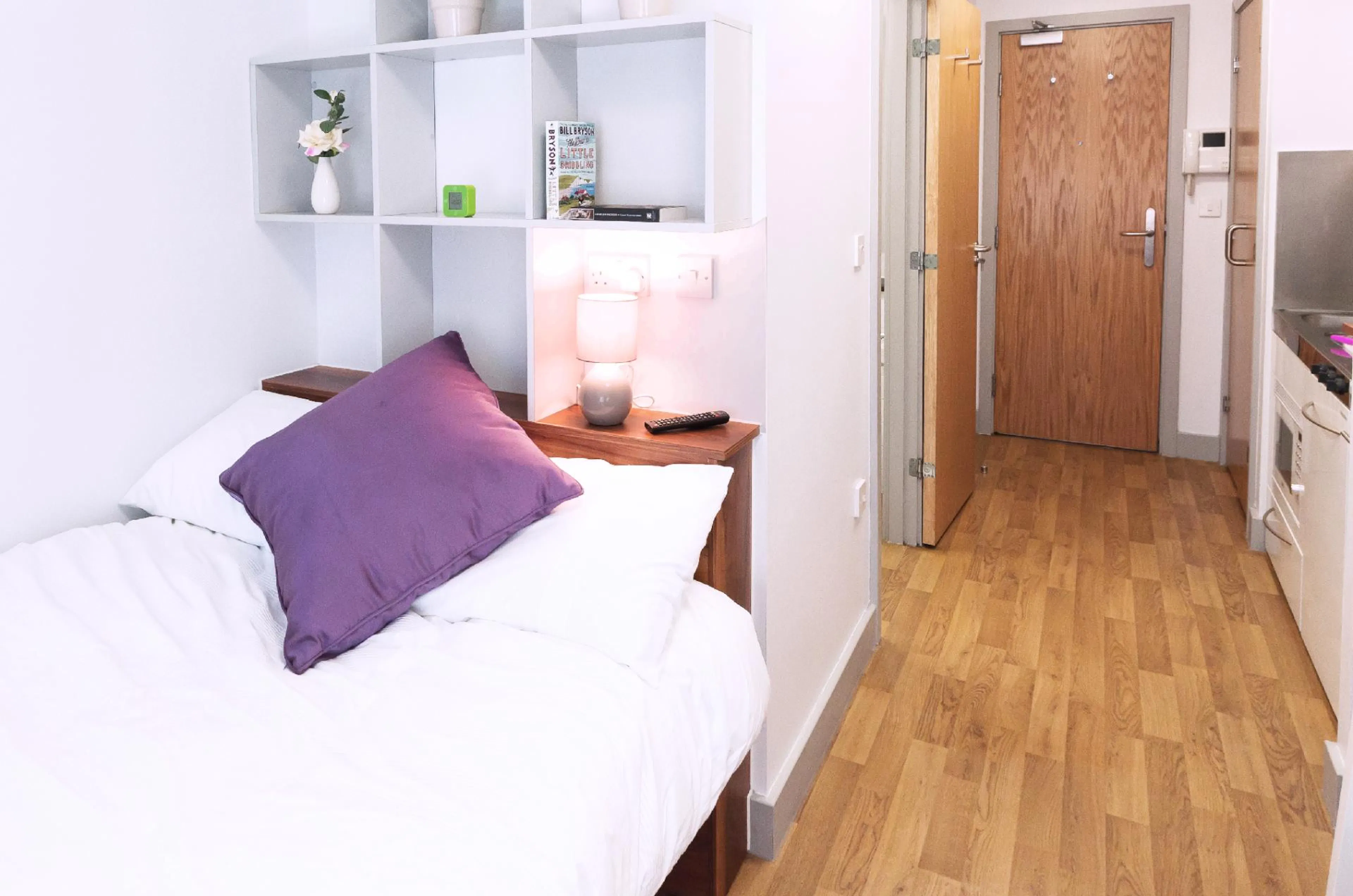 Deluxe Studio ROOM 4