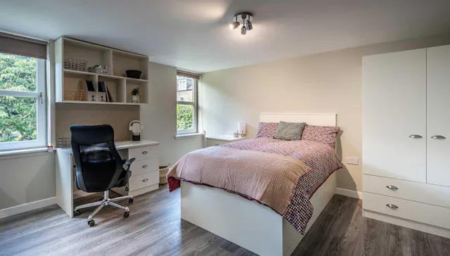 Prestige Studio room image 1
